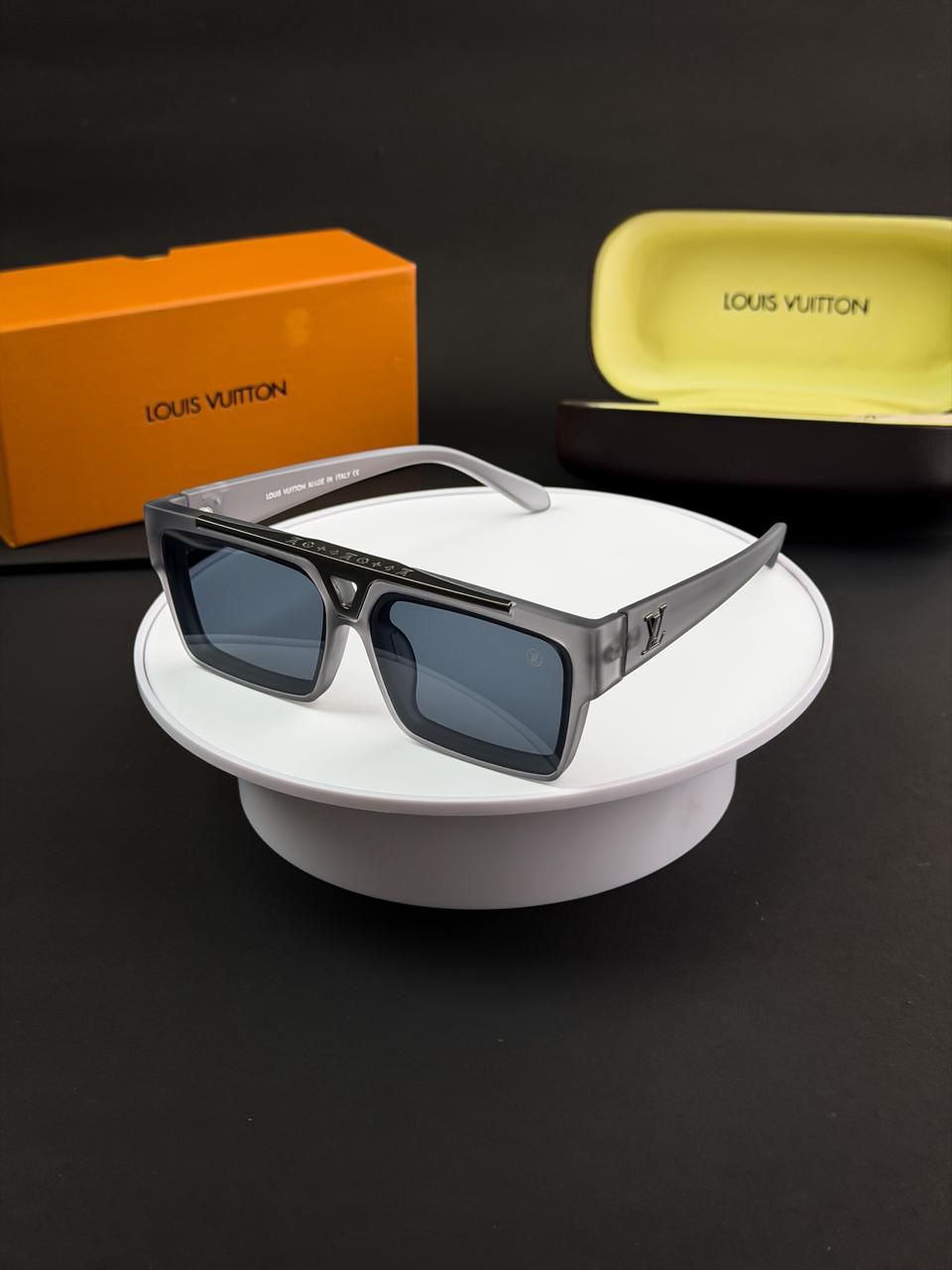 Louis vuitto_n 0546