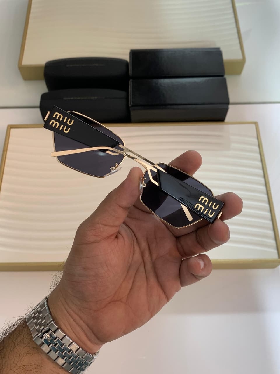 Miu 9800
