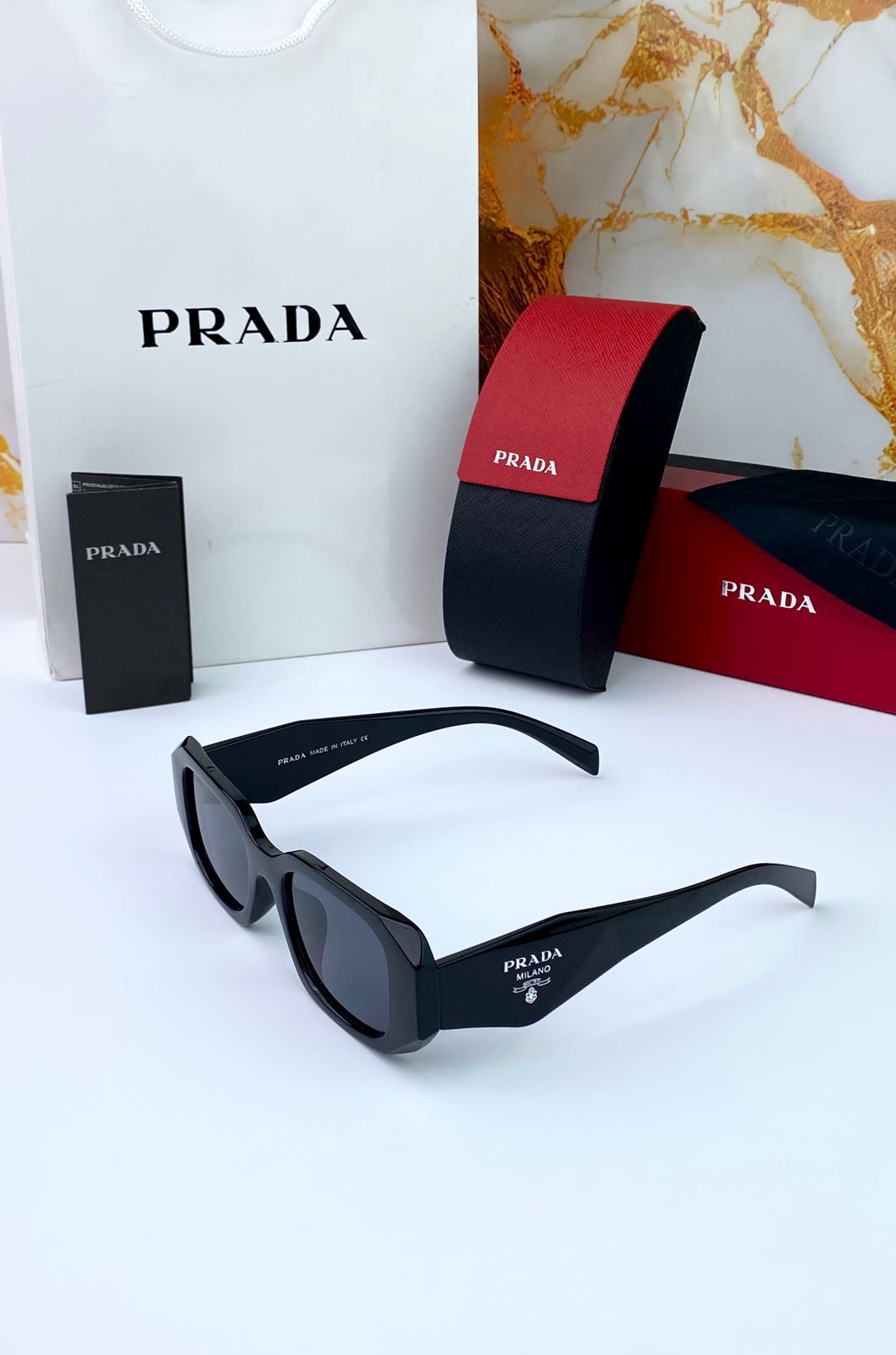Pra_da sunglass
