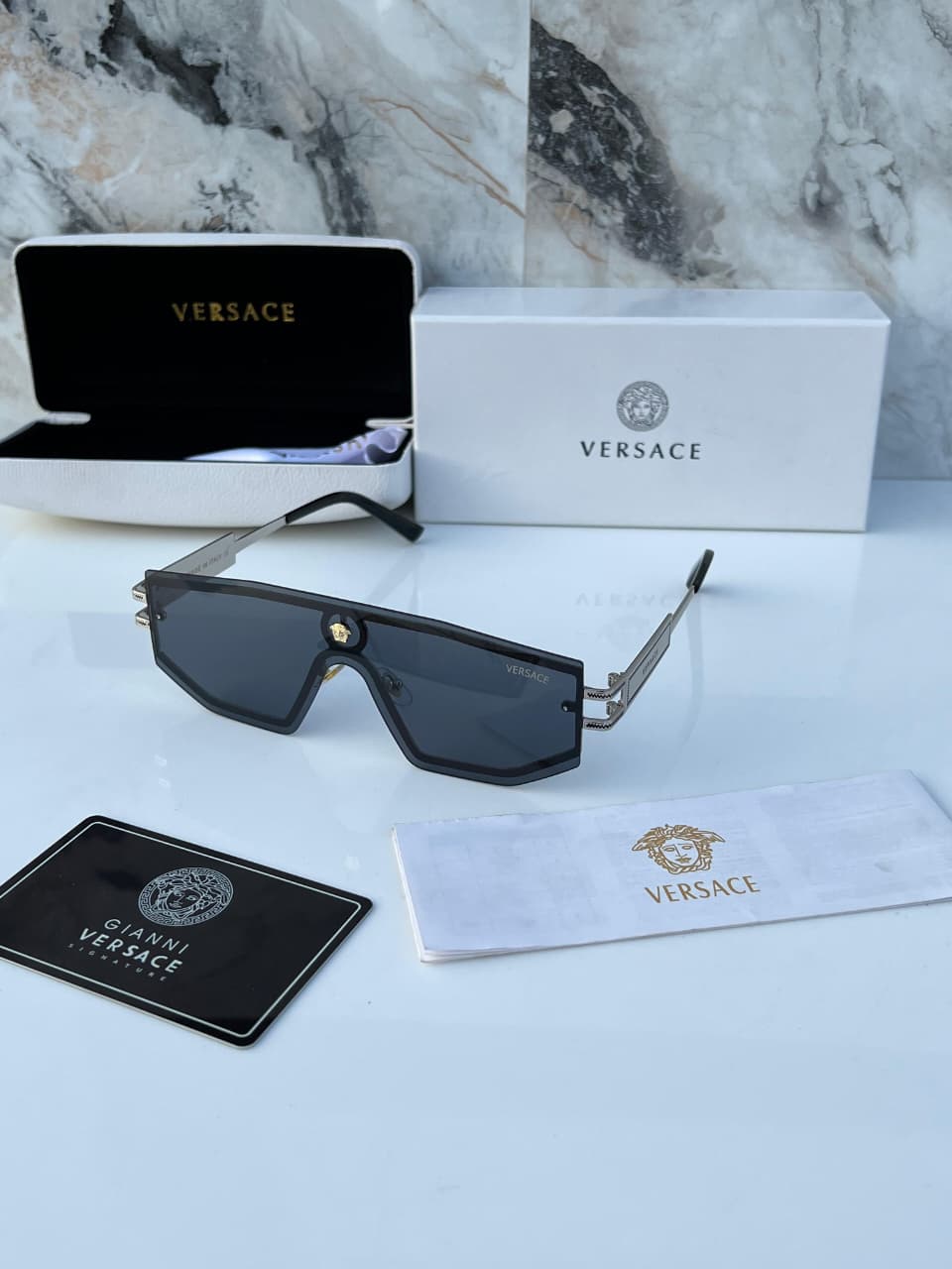Versa_ce 036