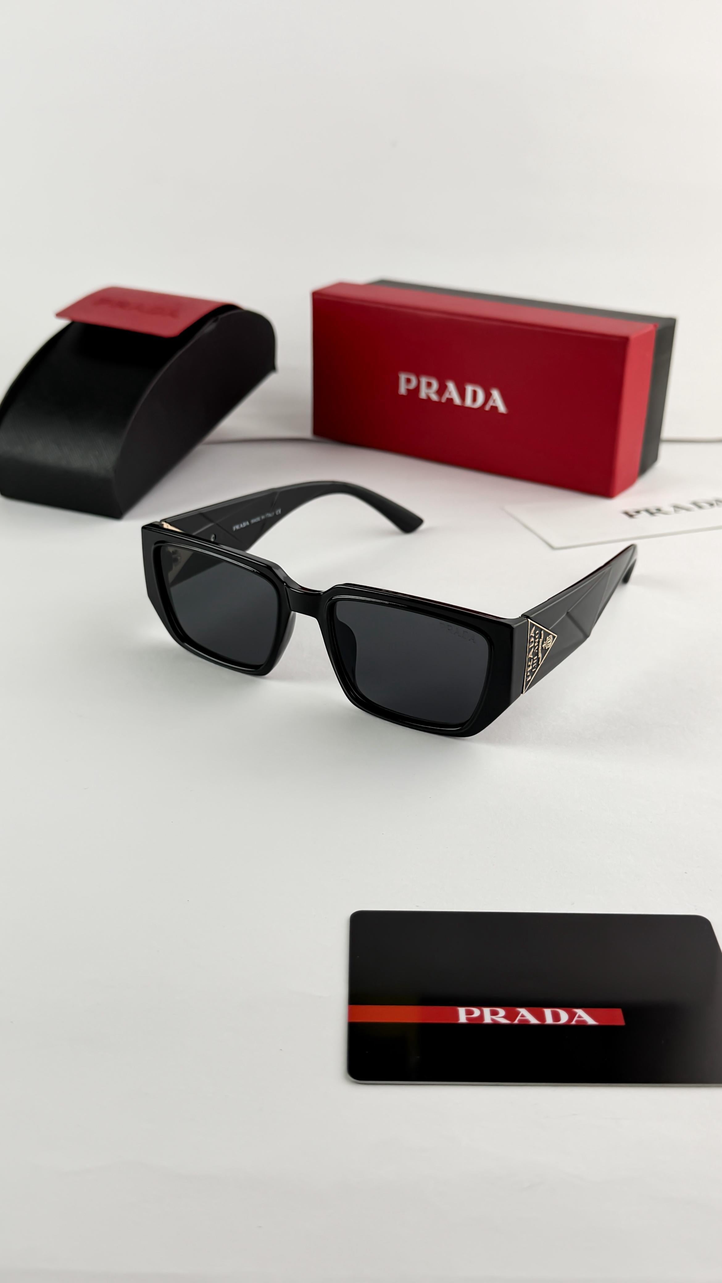 Pra_da 8310