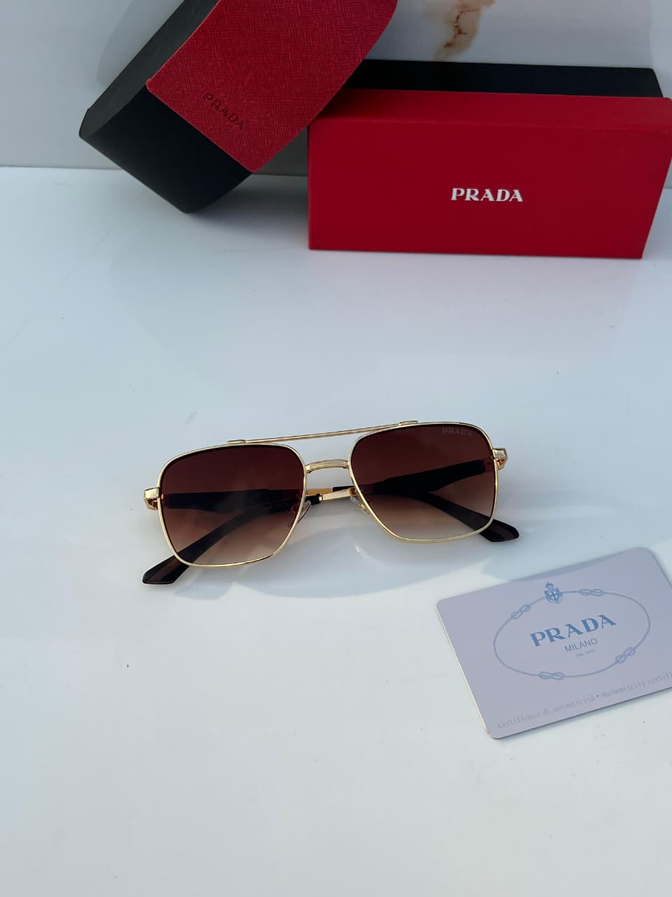 Pra_da 3764 gold brown