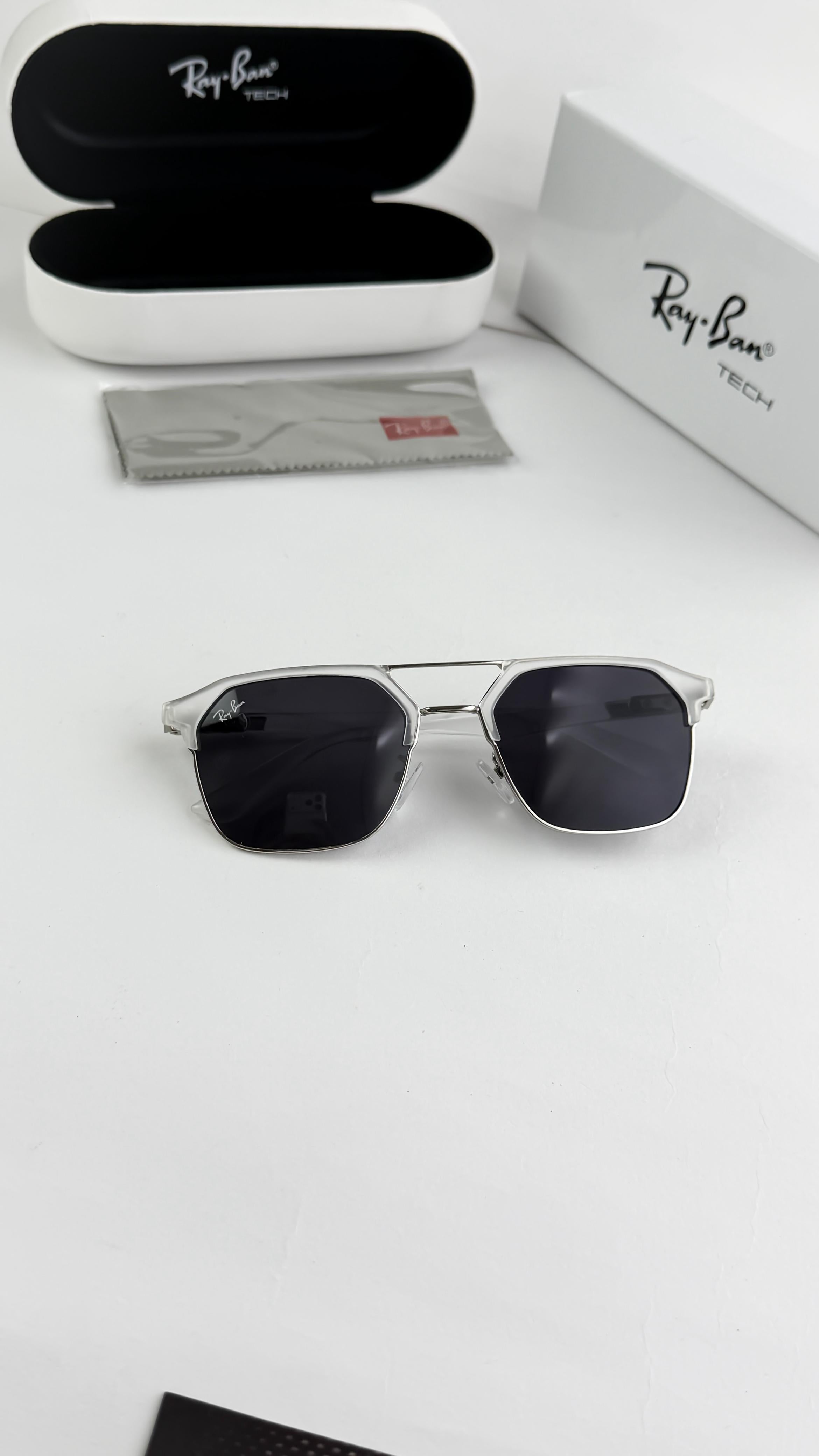 Ray_ba_n sunglasess