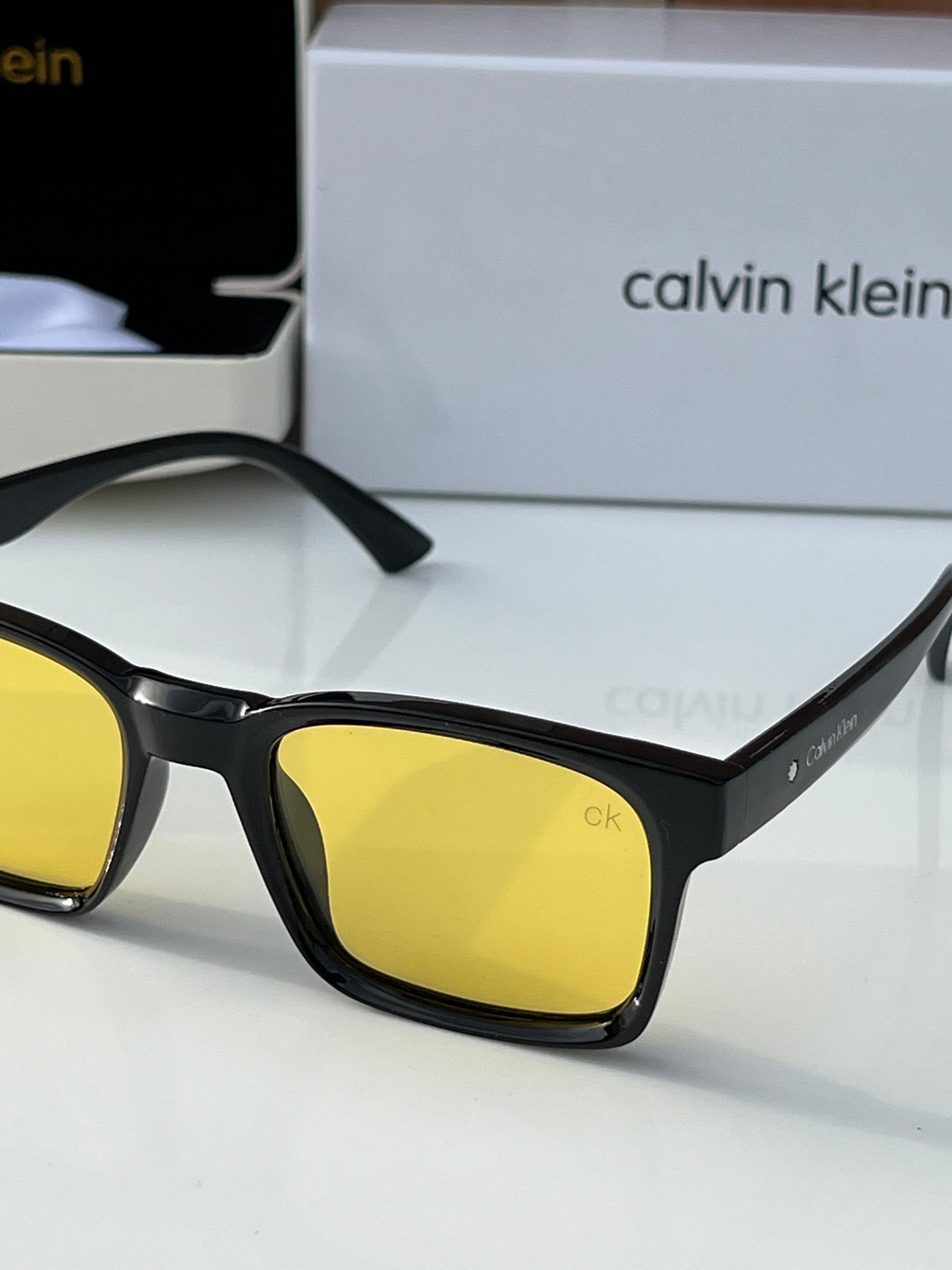 Cal Y10 yellow A