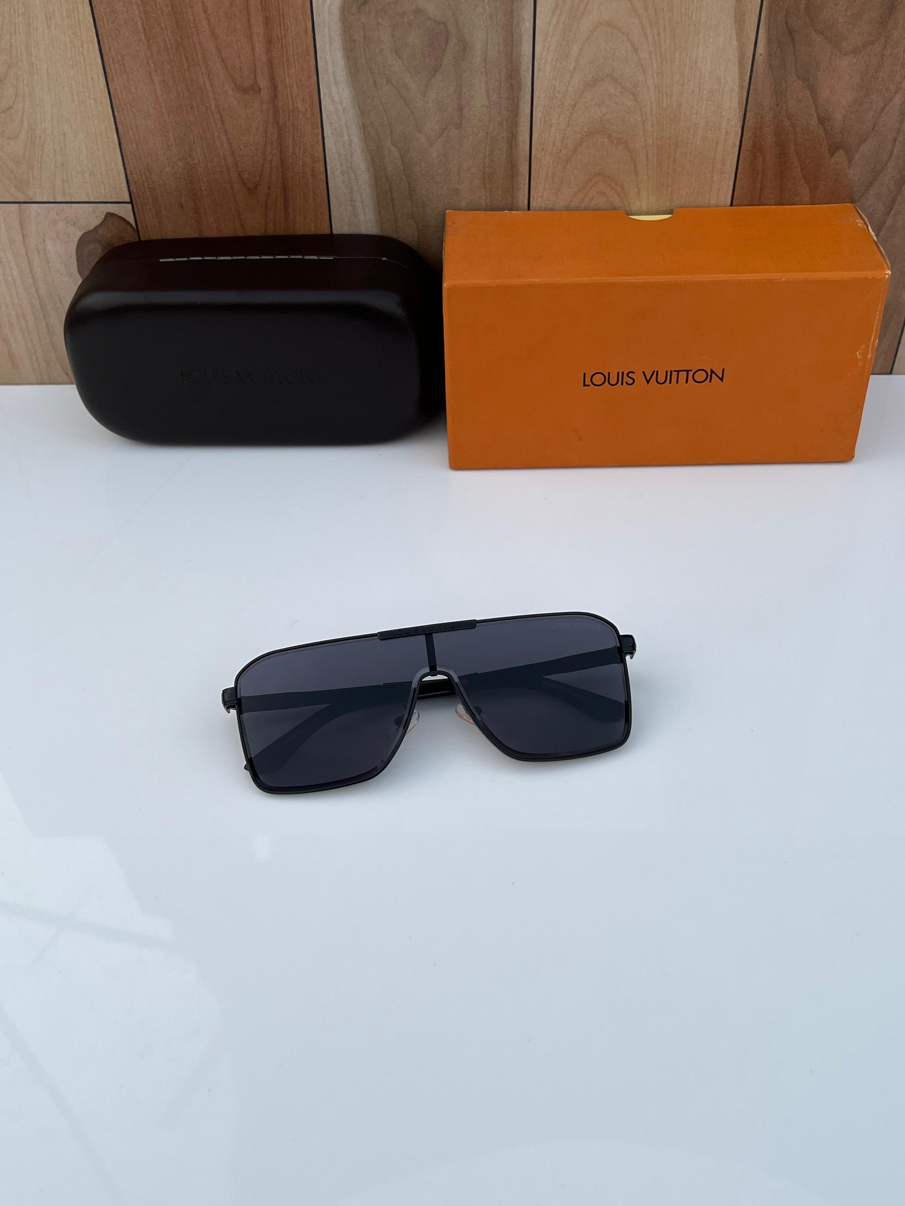 Loui 2254 black A