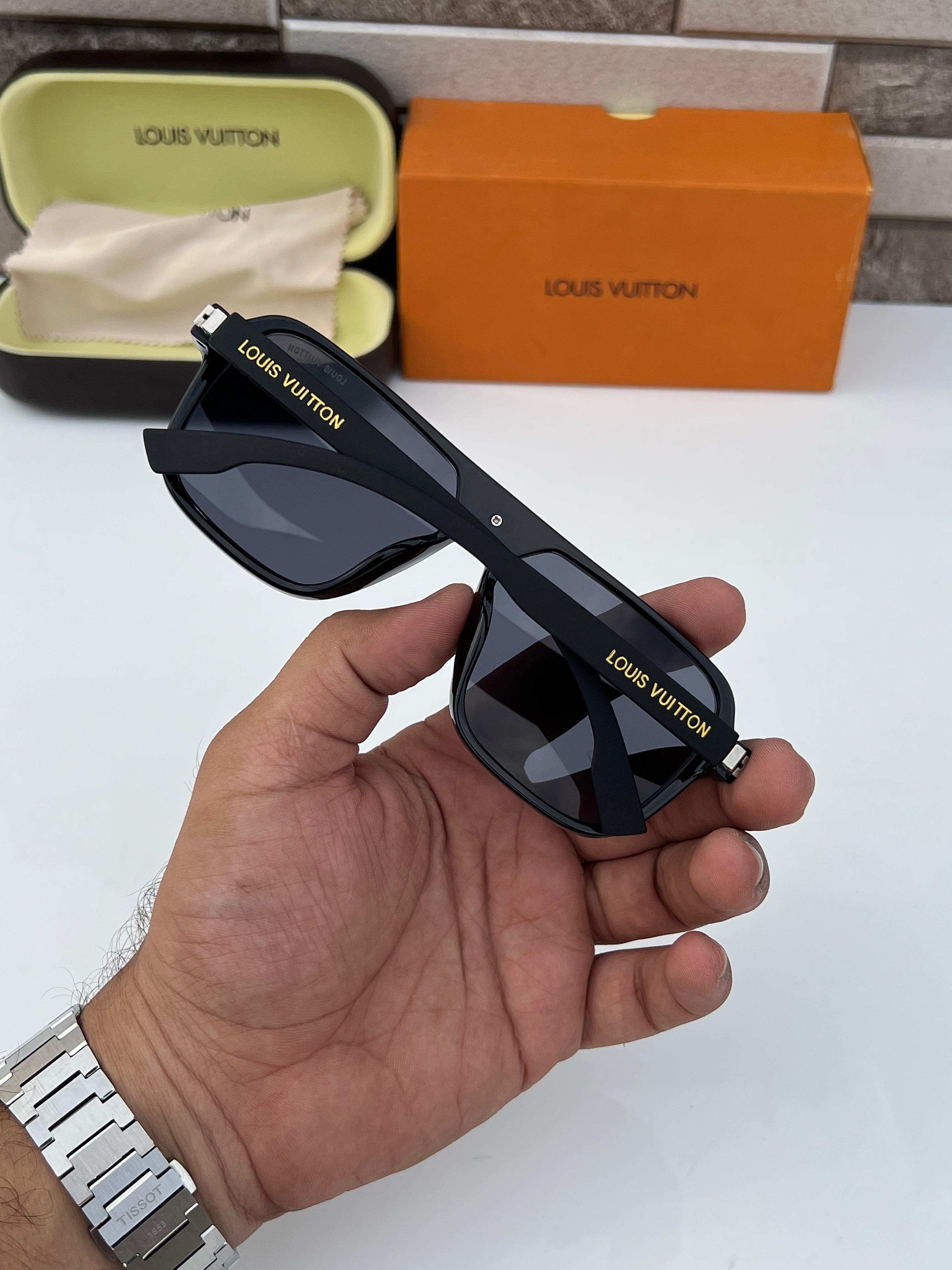 Loui 8946 black A