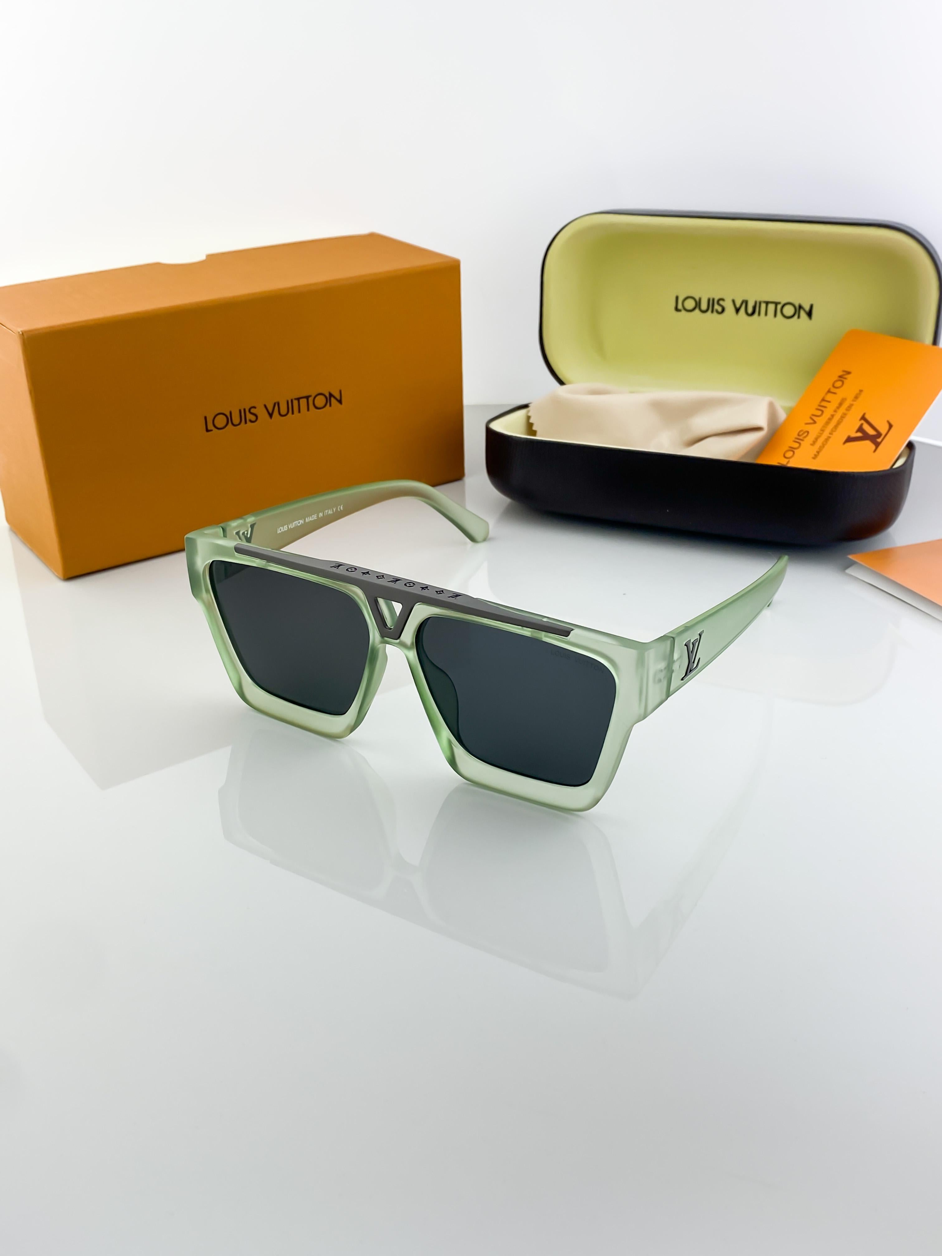 LOU  MATTE GREEN 1502