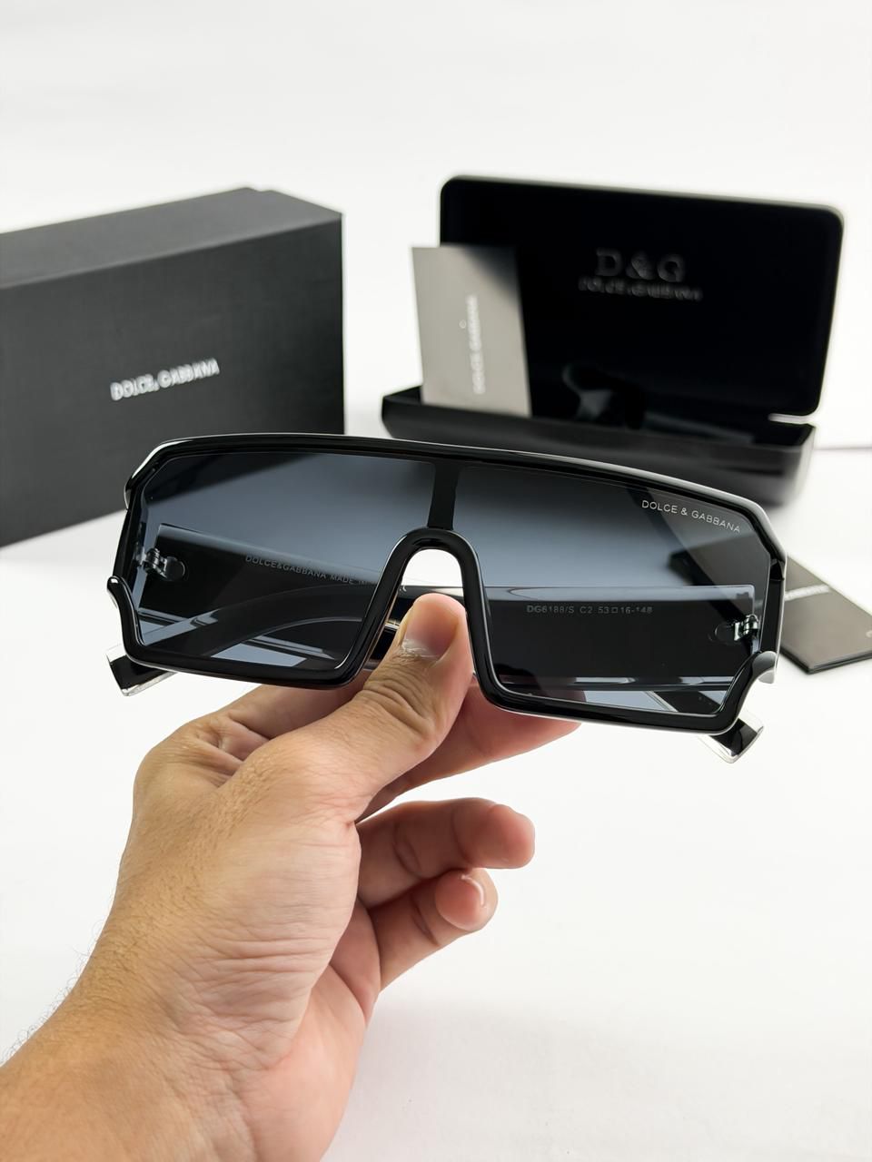 DOL  BLACK 6188