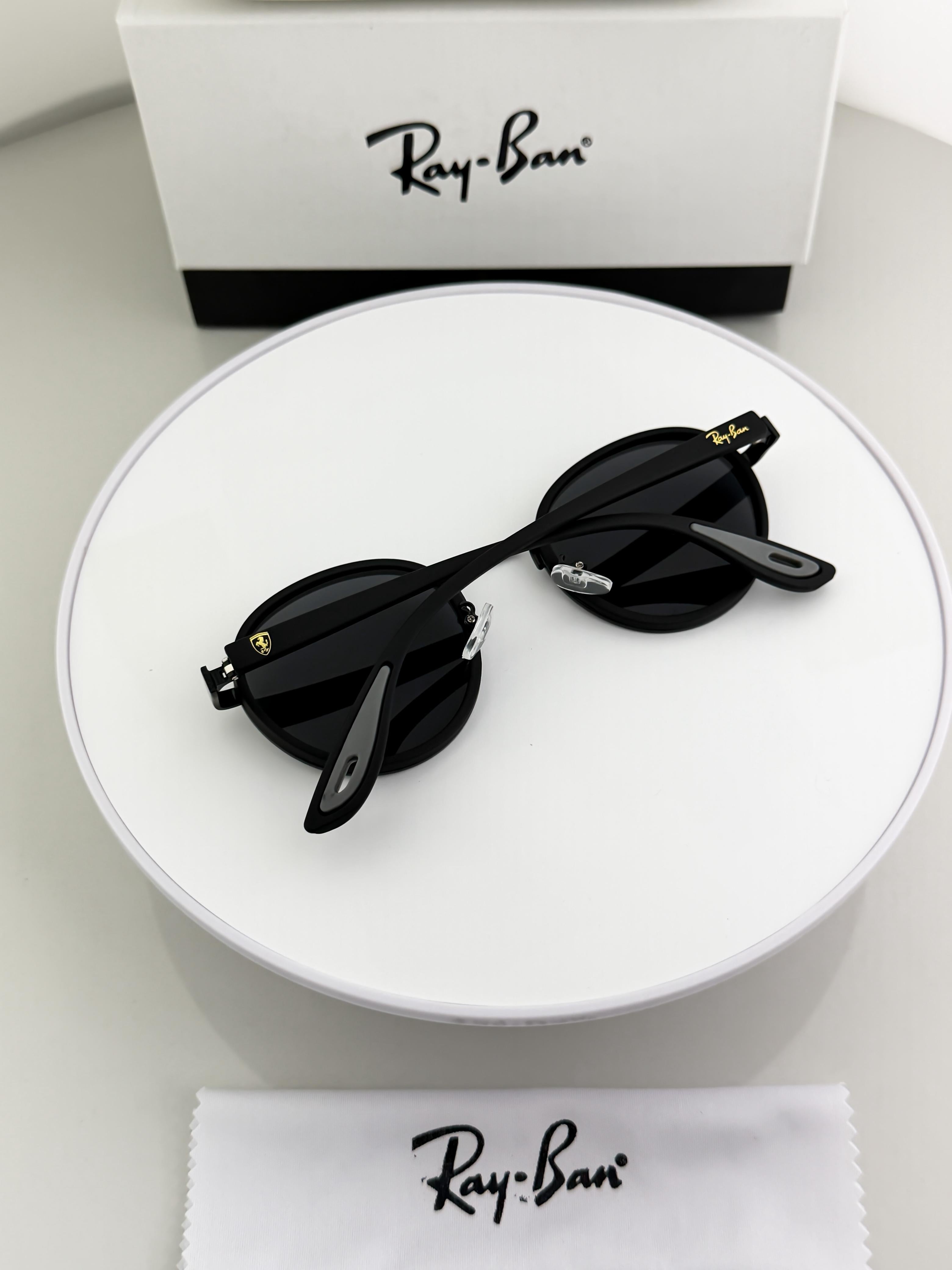 RAY  BLACK DAIMOND 3675