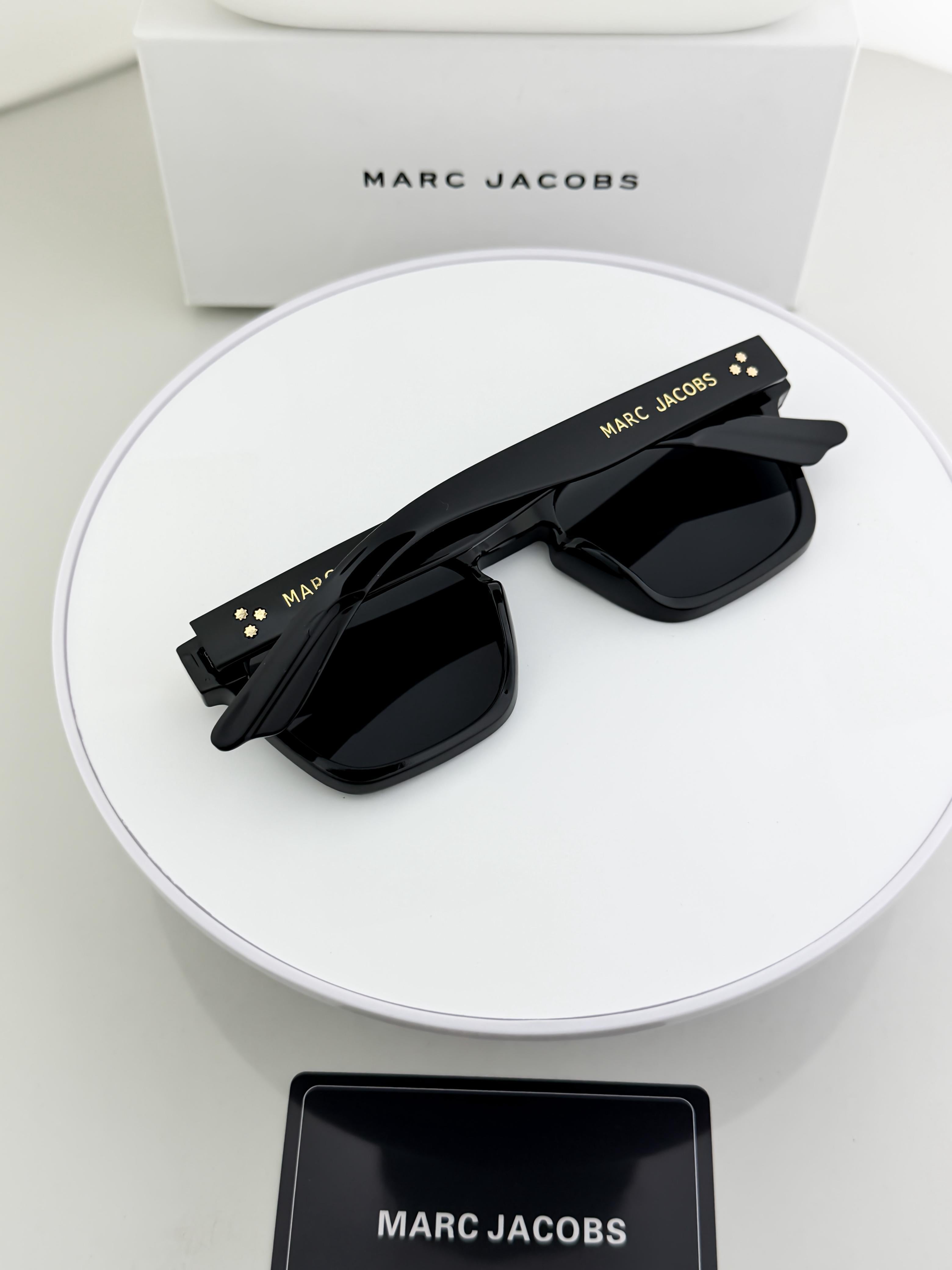 MAR  BLACK 11-25