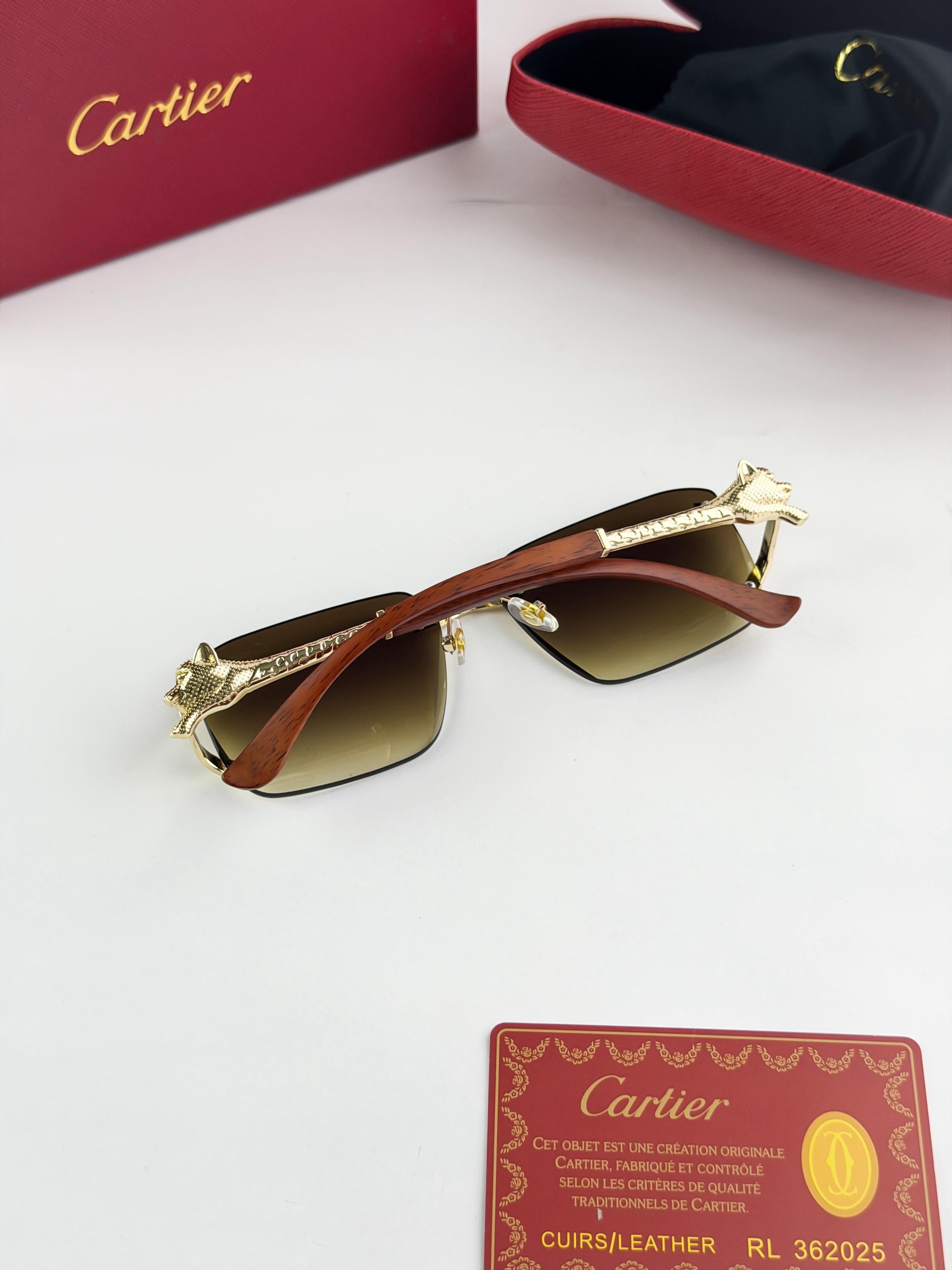 CAR  GOLD BROWN M004