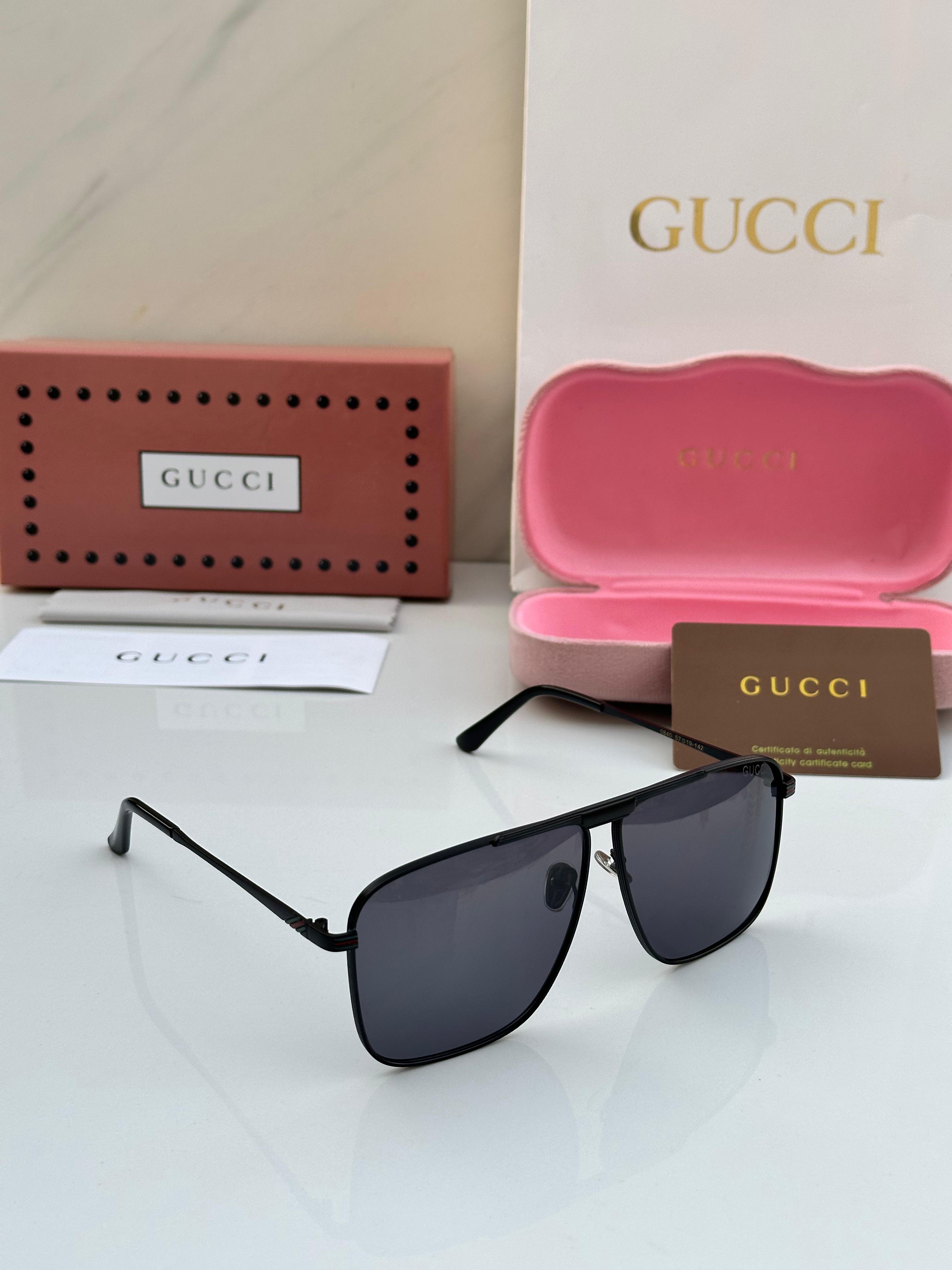 GU__CcI  SUNGLAS