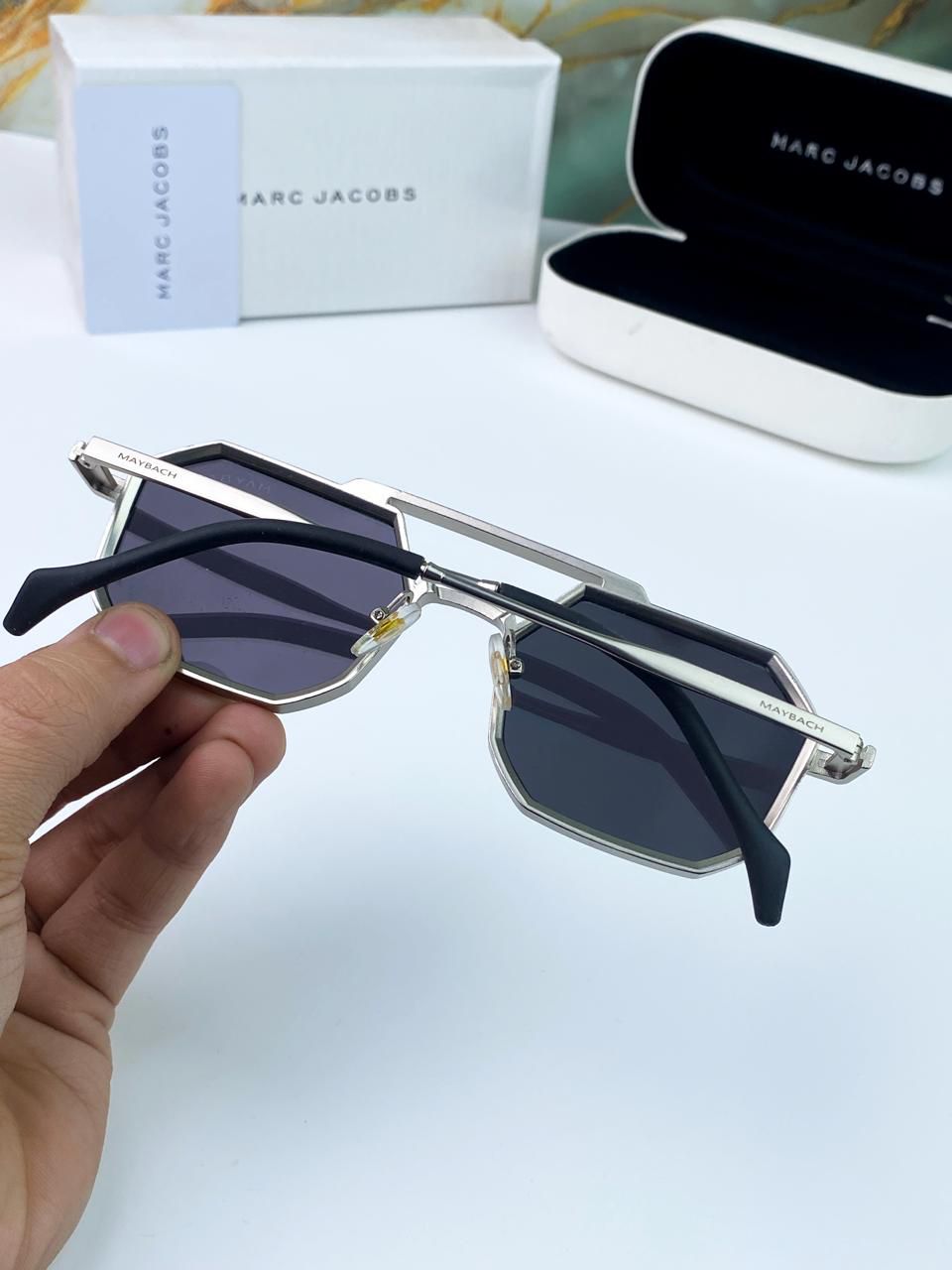 MA__RC JACBS SUNGLAS