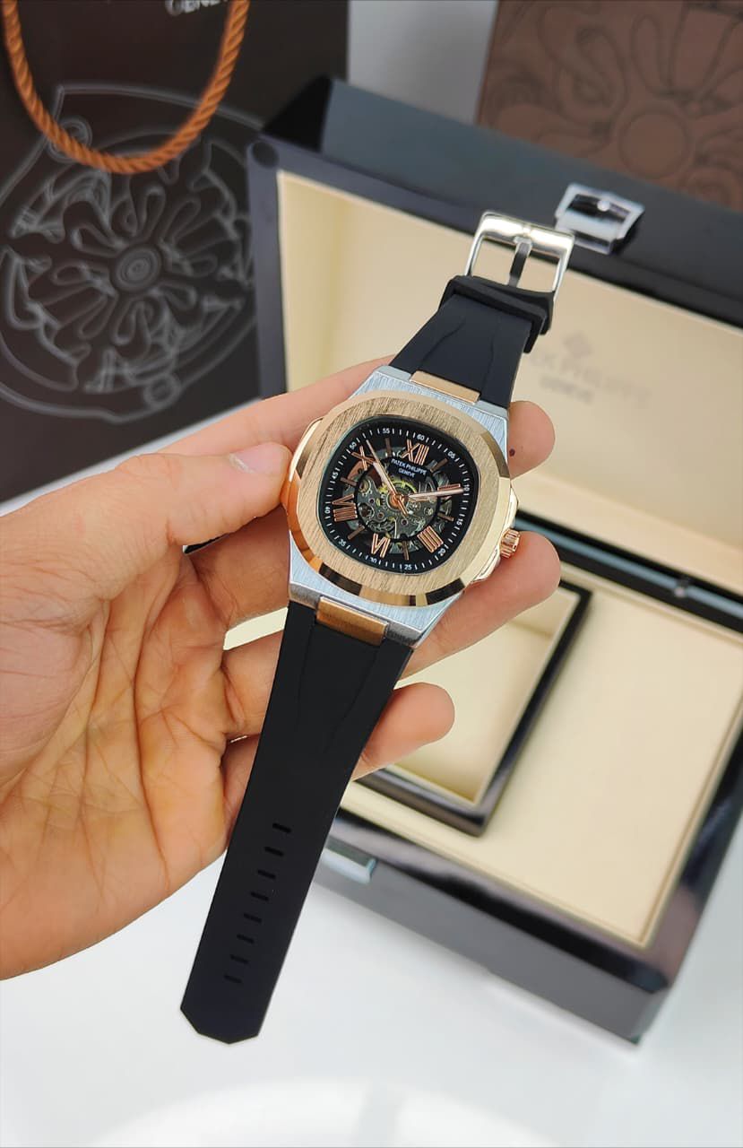 ATEK PHILI__PPE NAUTILUS WATCH