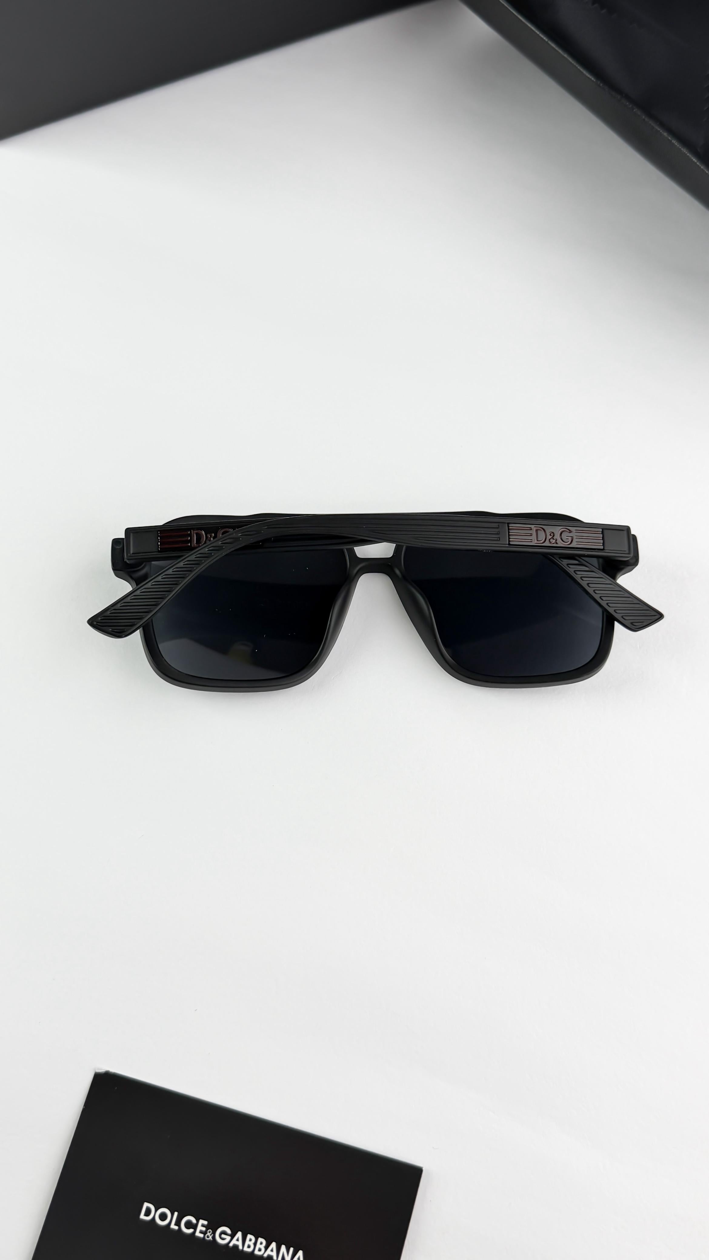 DOL__CE SUNGLASS
