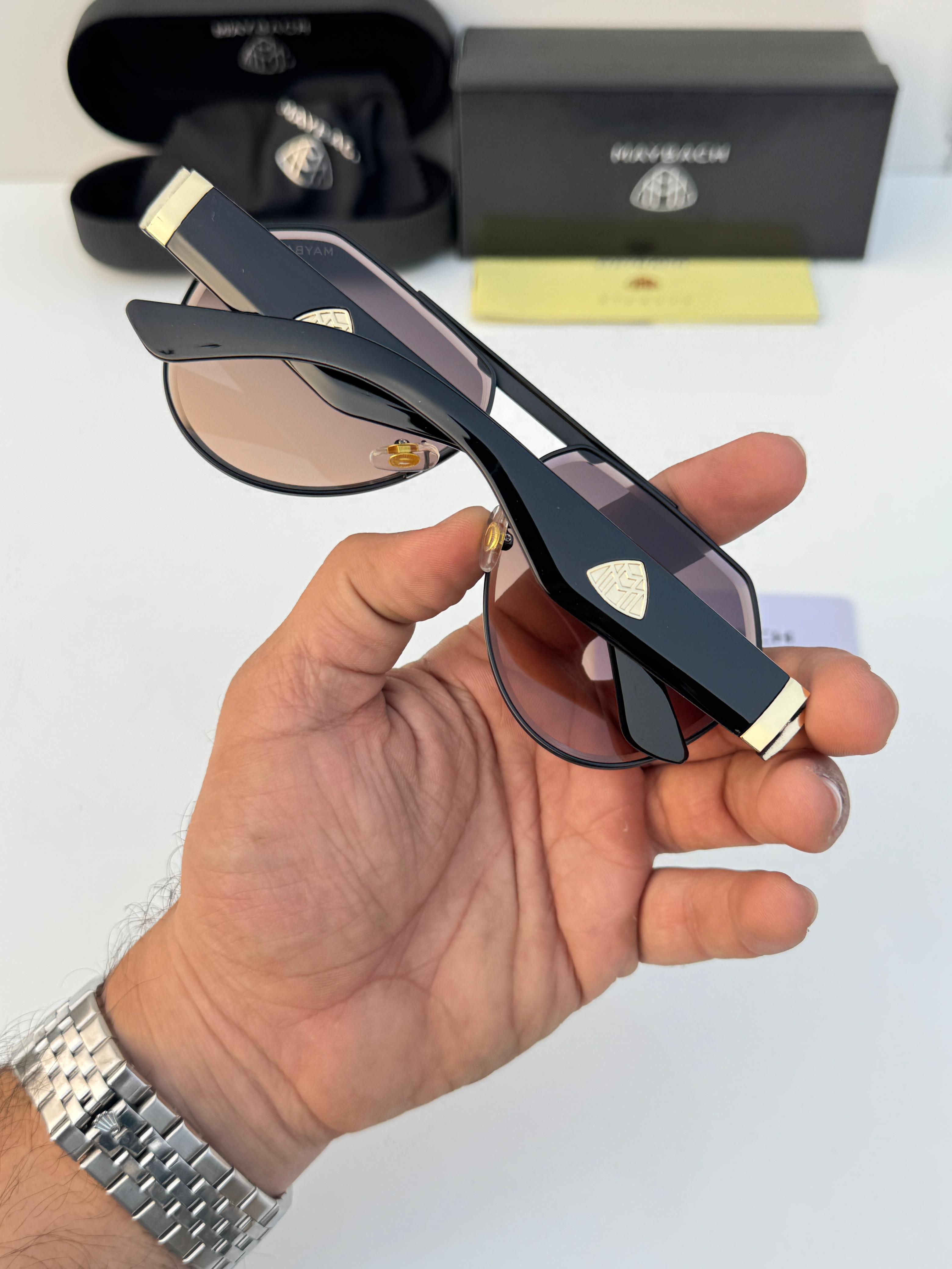 MAY__BACK SUNGLASS