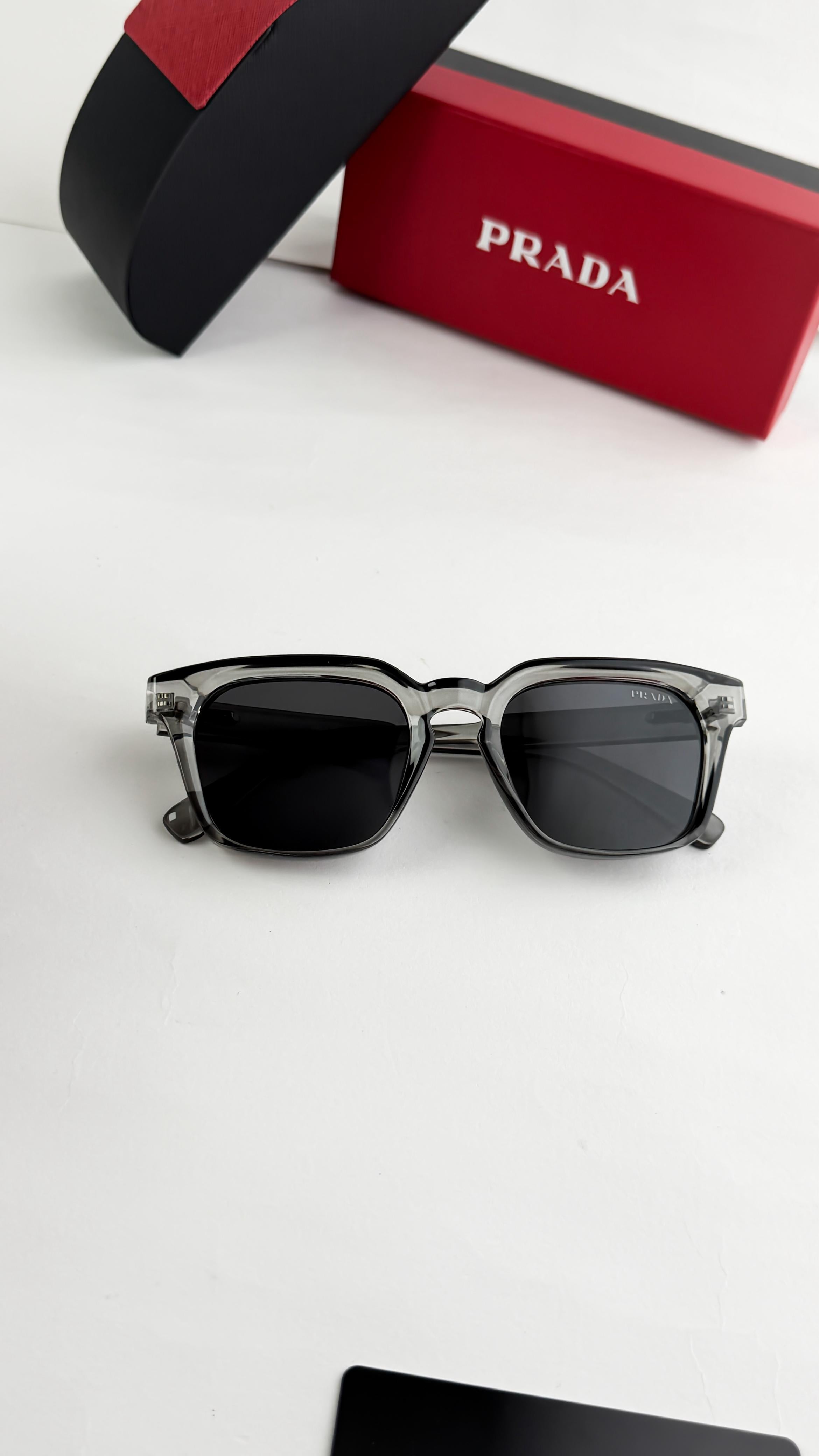 PRA_DA GREY BLACK 26025 SUNGLASS