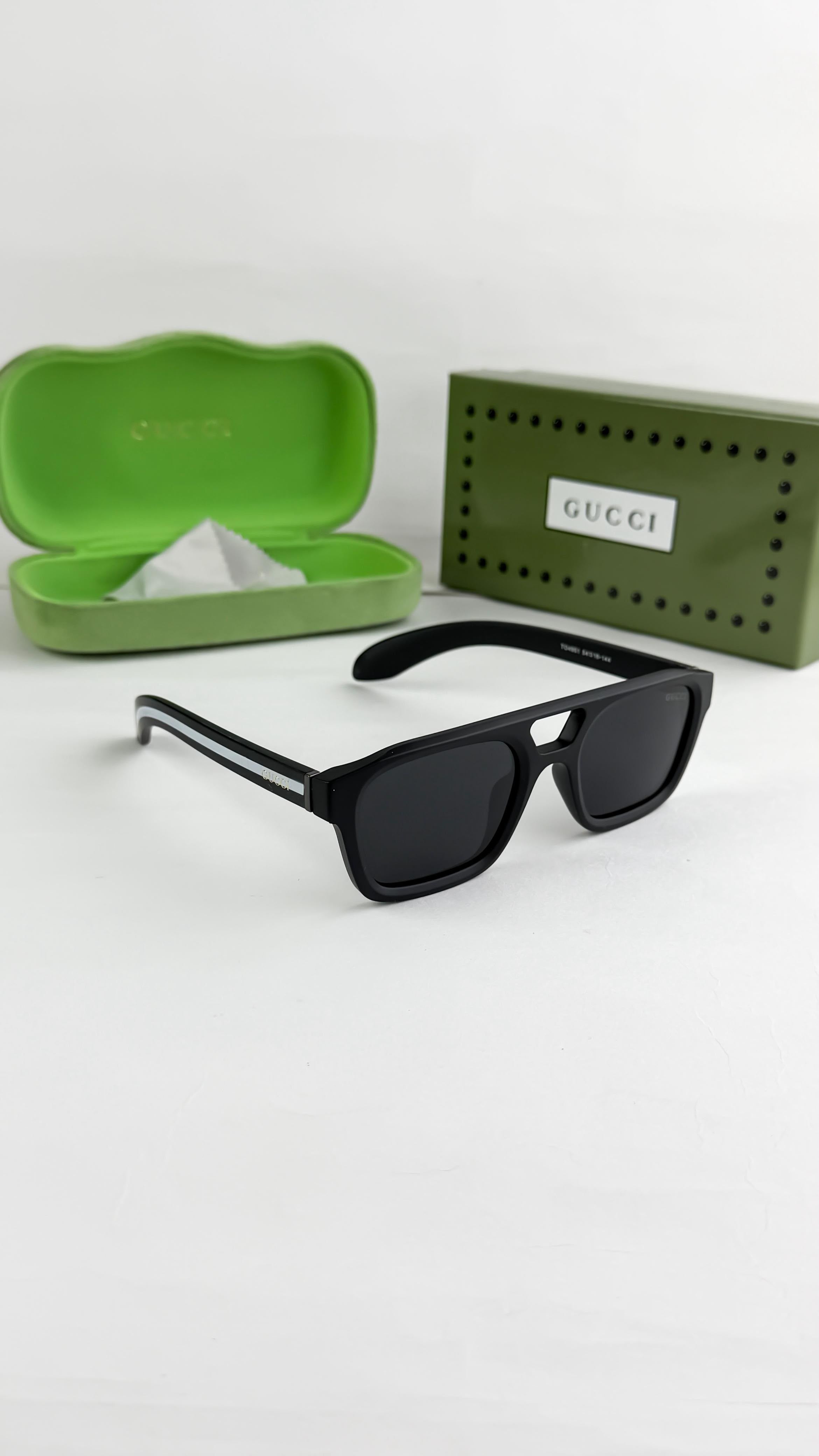 GUC_CI BLACK 4951 SUNGLASS