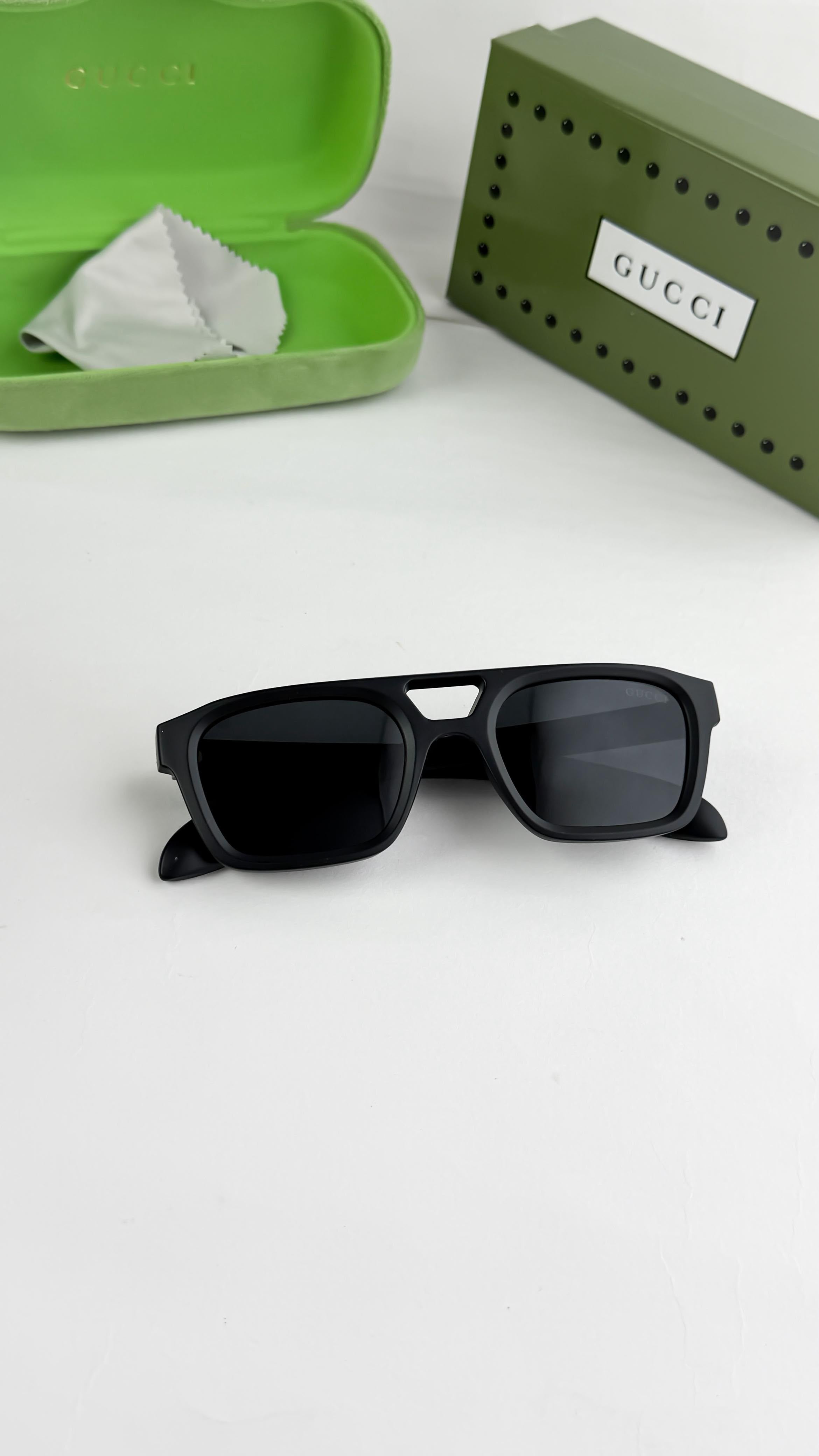 GUC_CI BLACK 4951 SUNGLASS