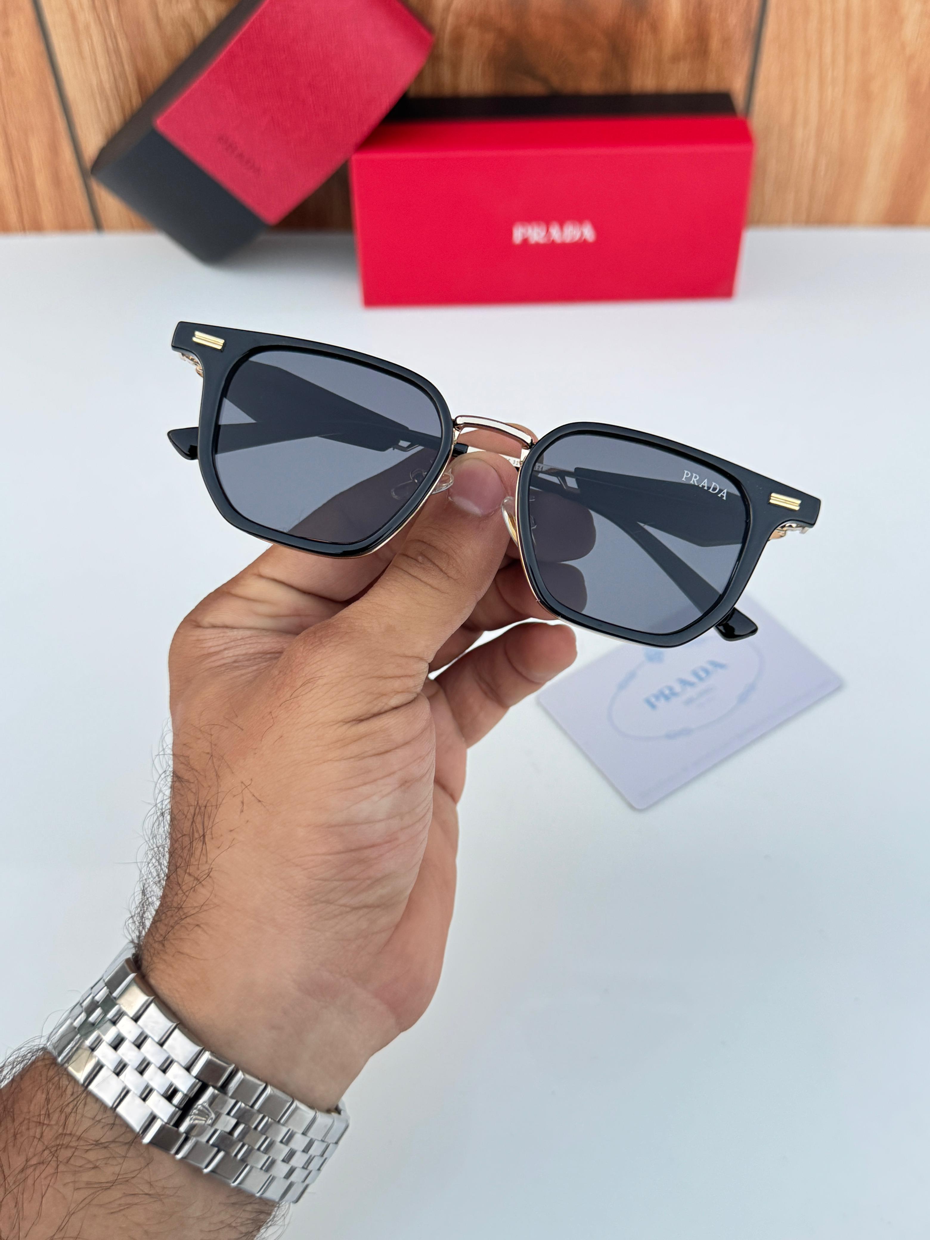 Pra_da 129 gold black SUNGLASS