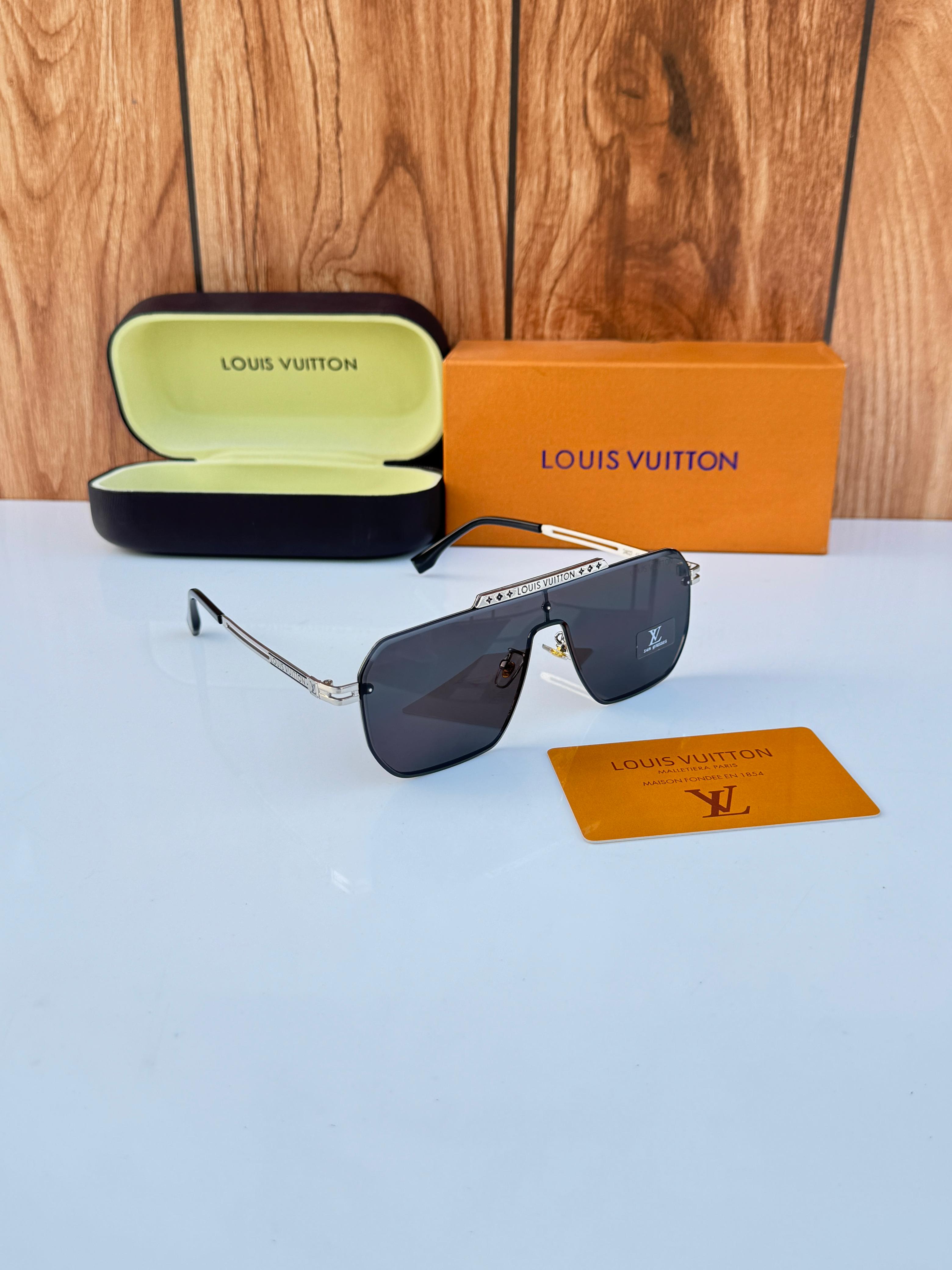 L_ouis vuitton 24027 silver black sunglass