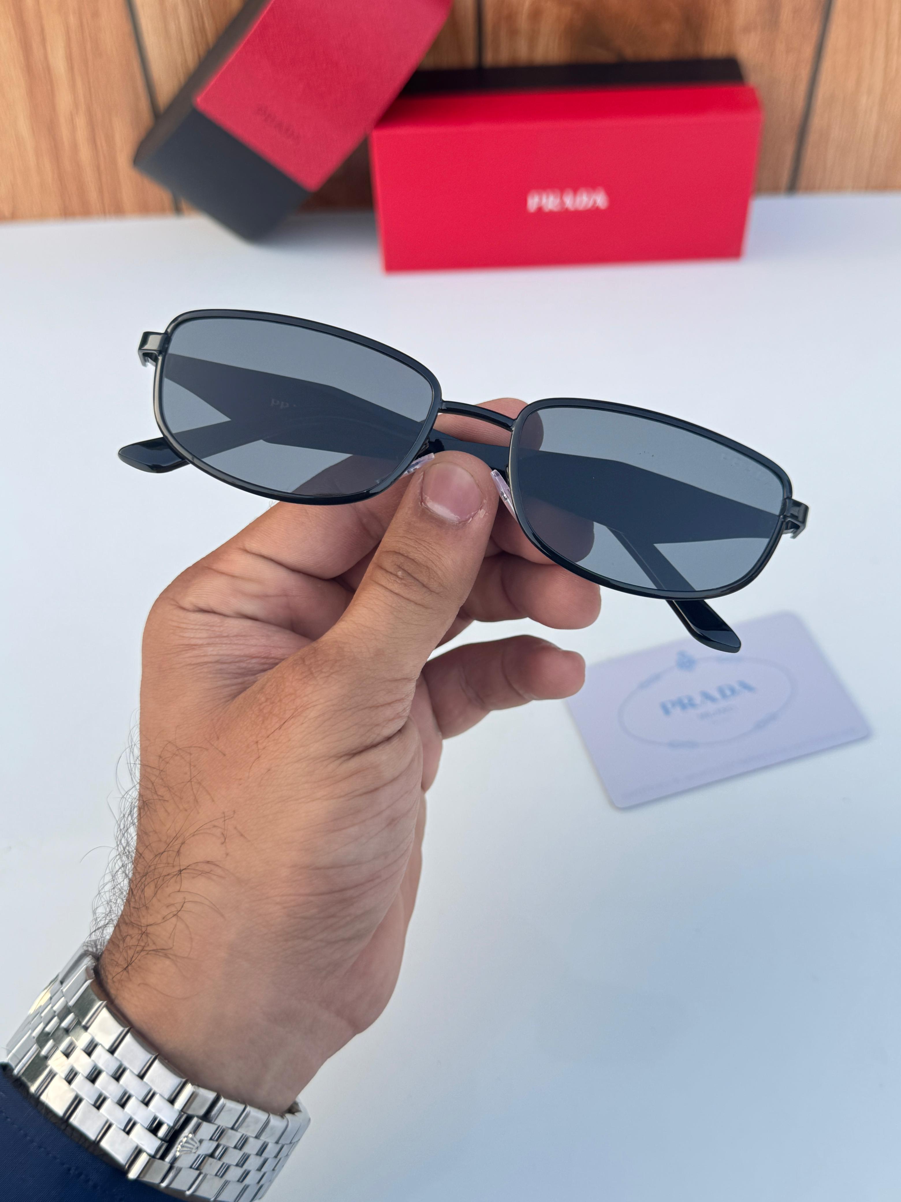 Pr_ada 25072 black