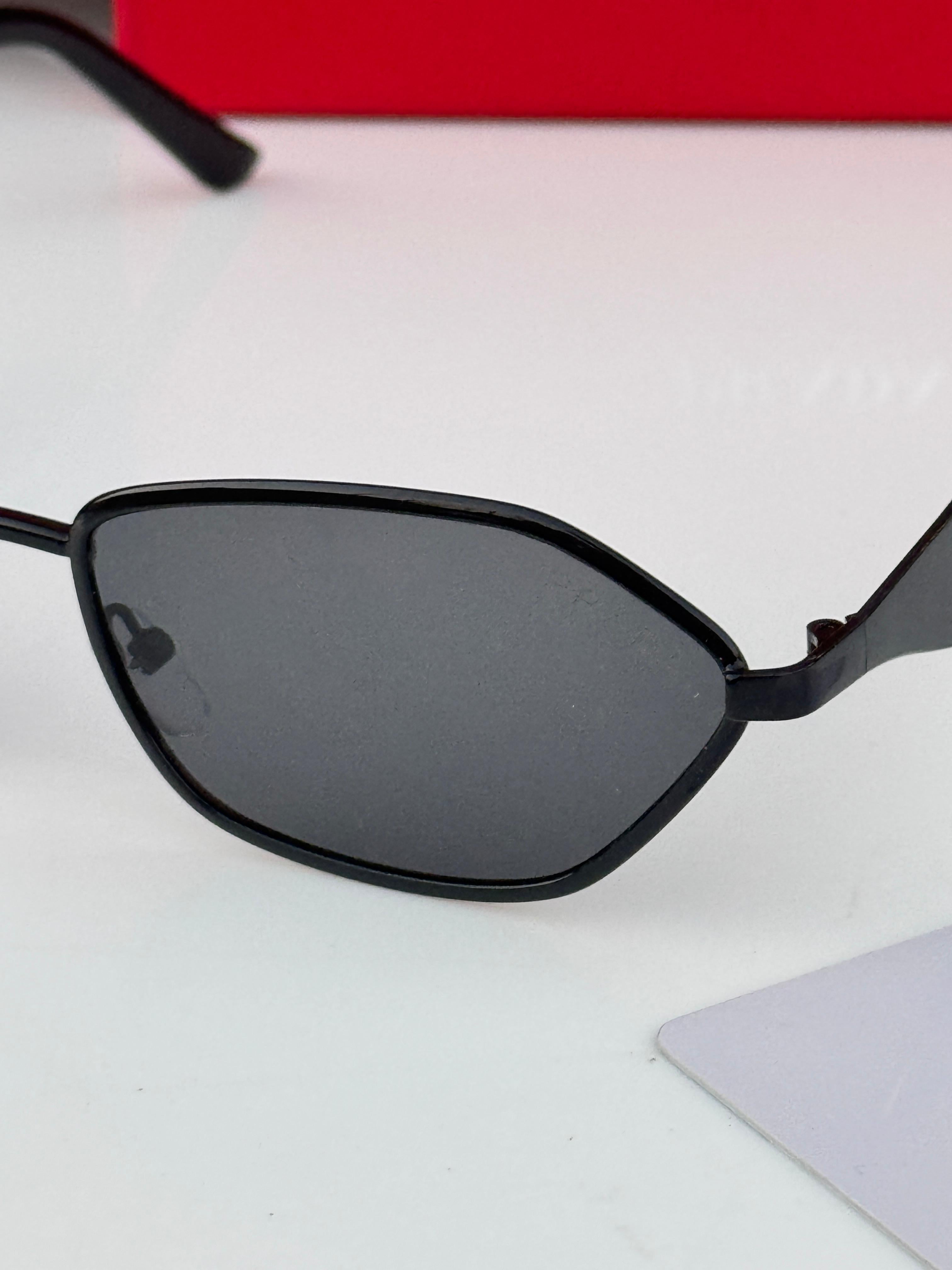 Pr_ada 25073 full black