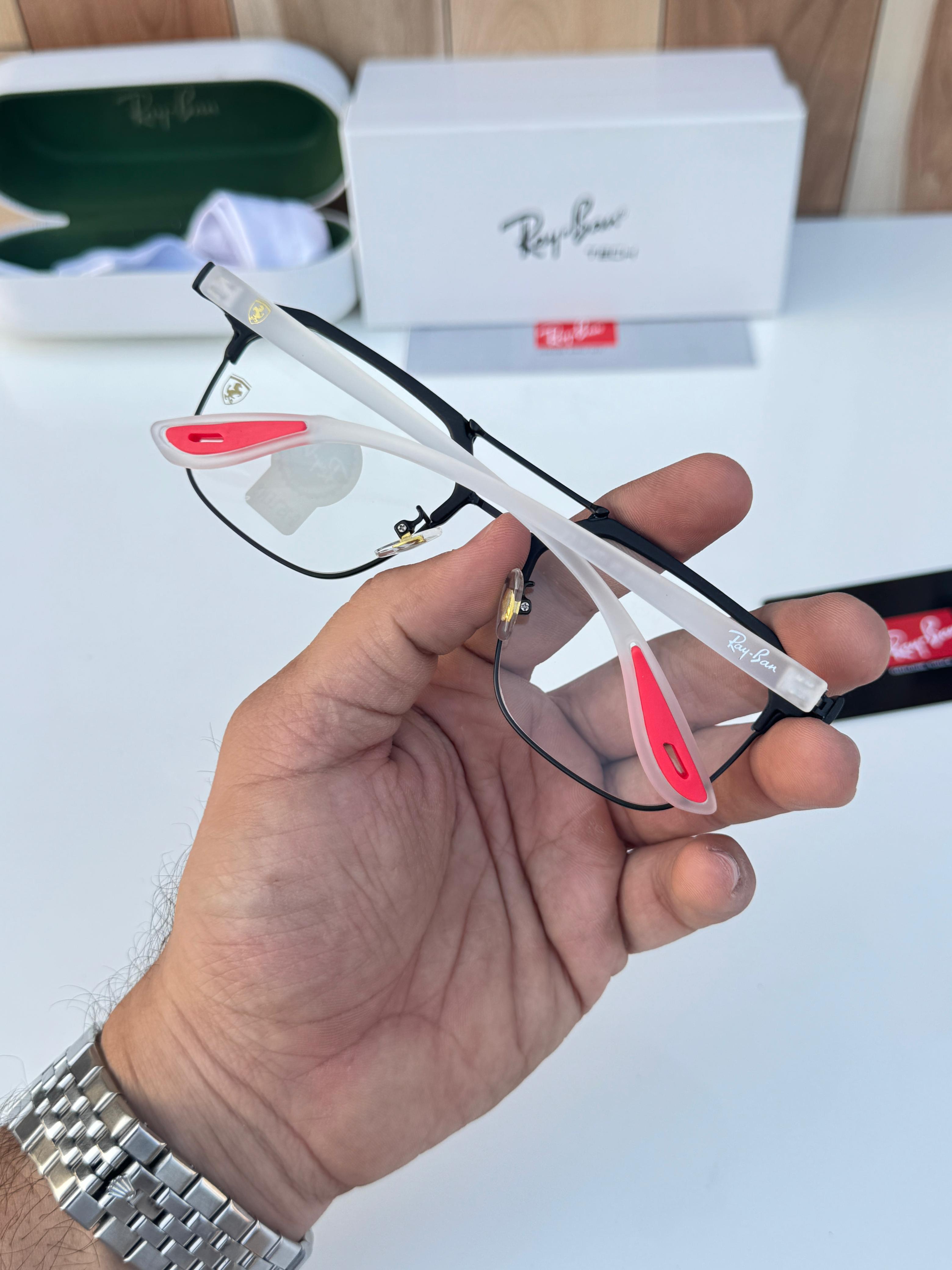 Rayb_an 04 black white plano sunglass