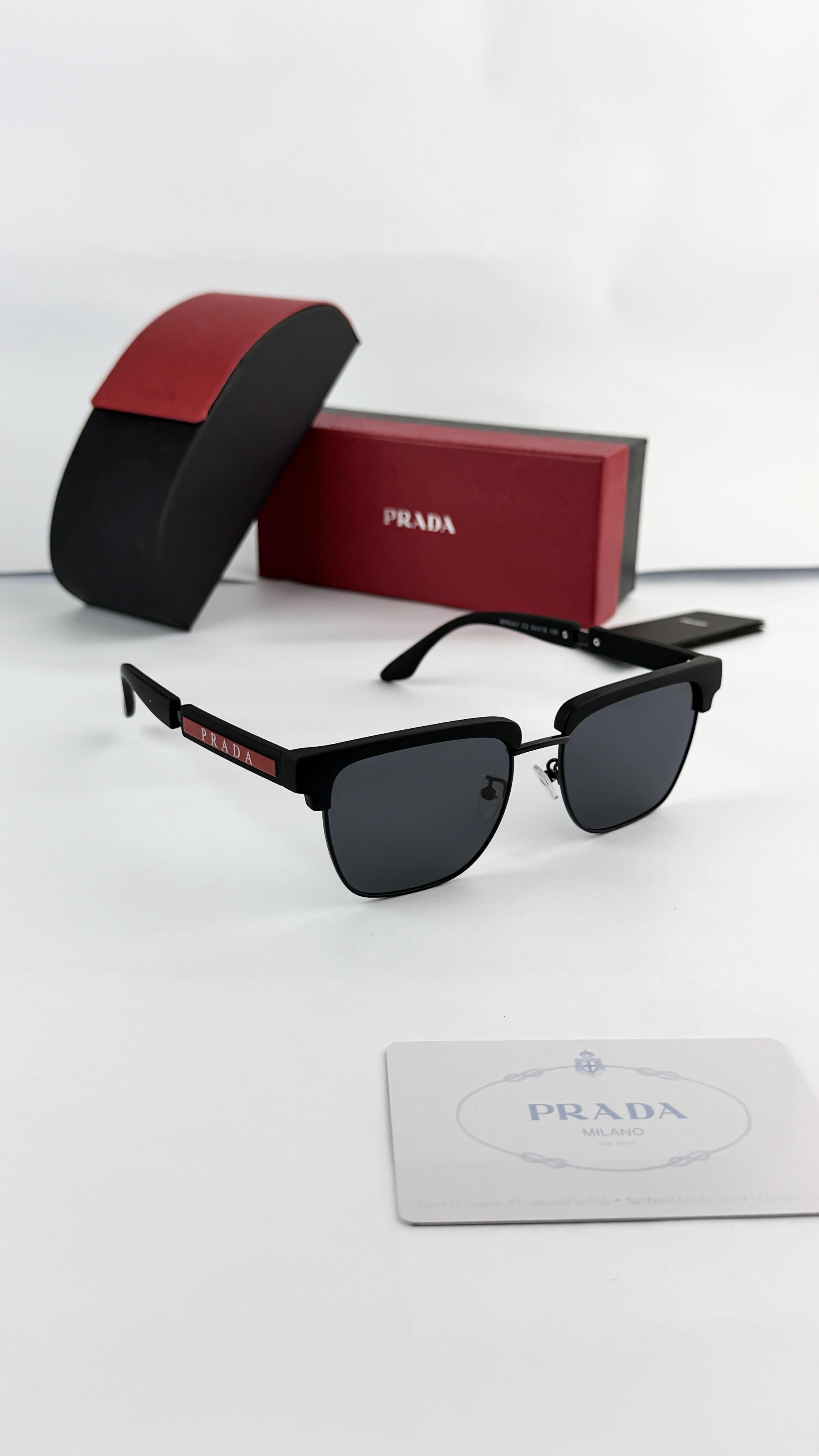 Pra_da Sunglass