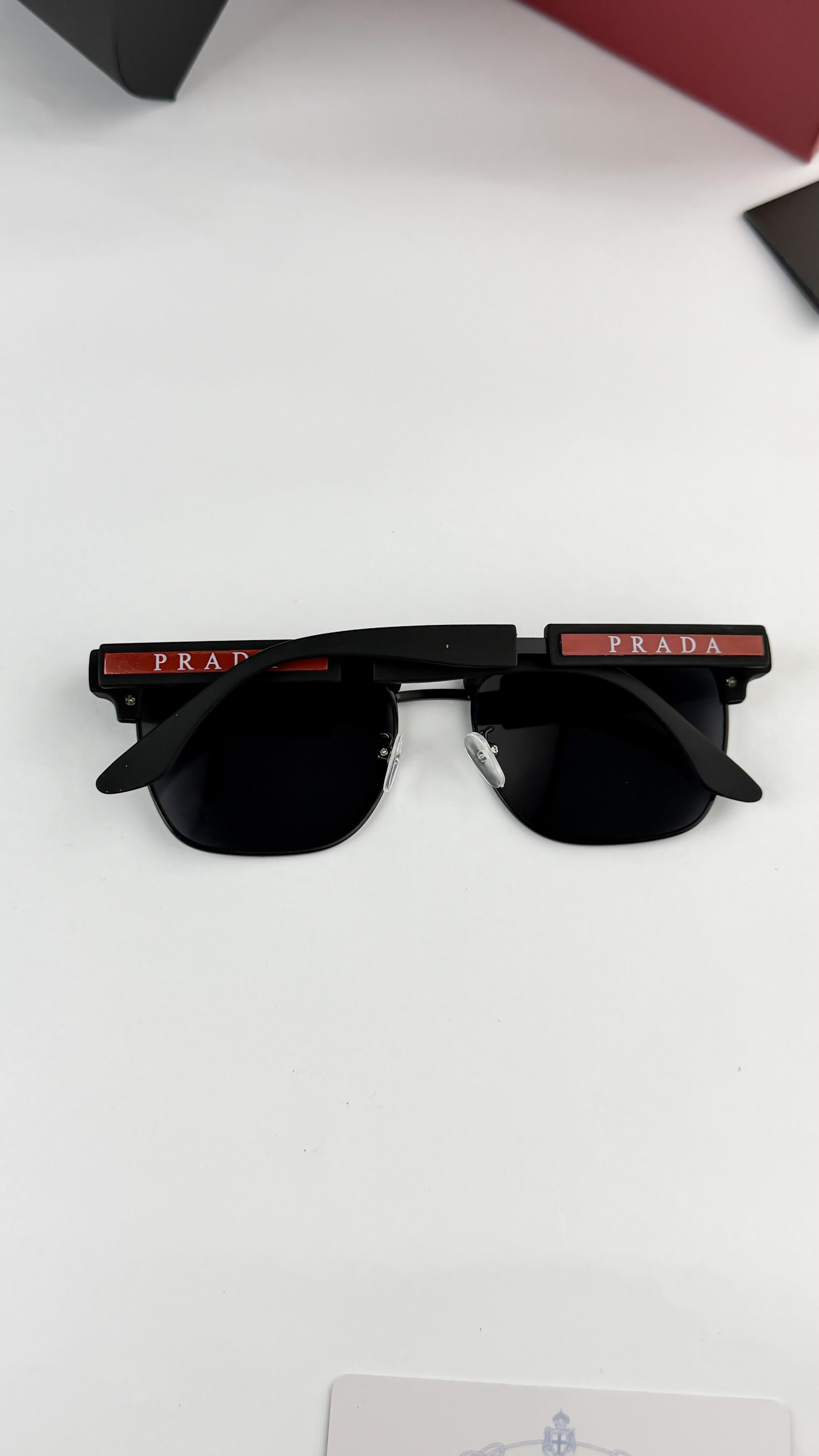 Pra_da Sunglass