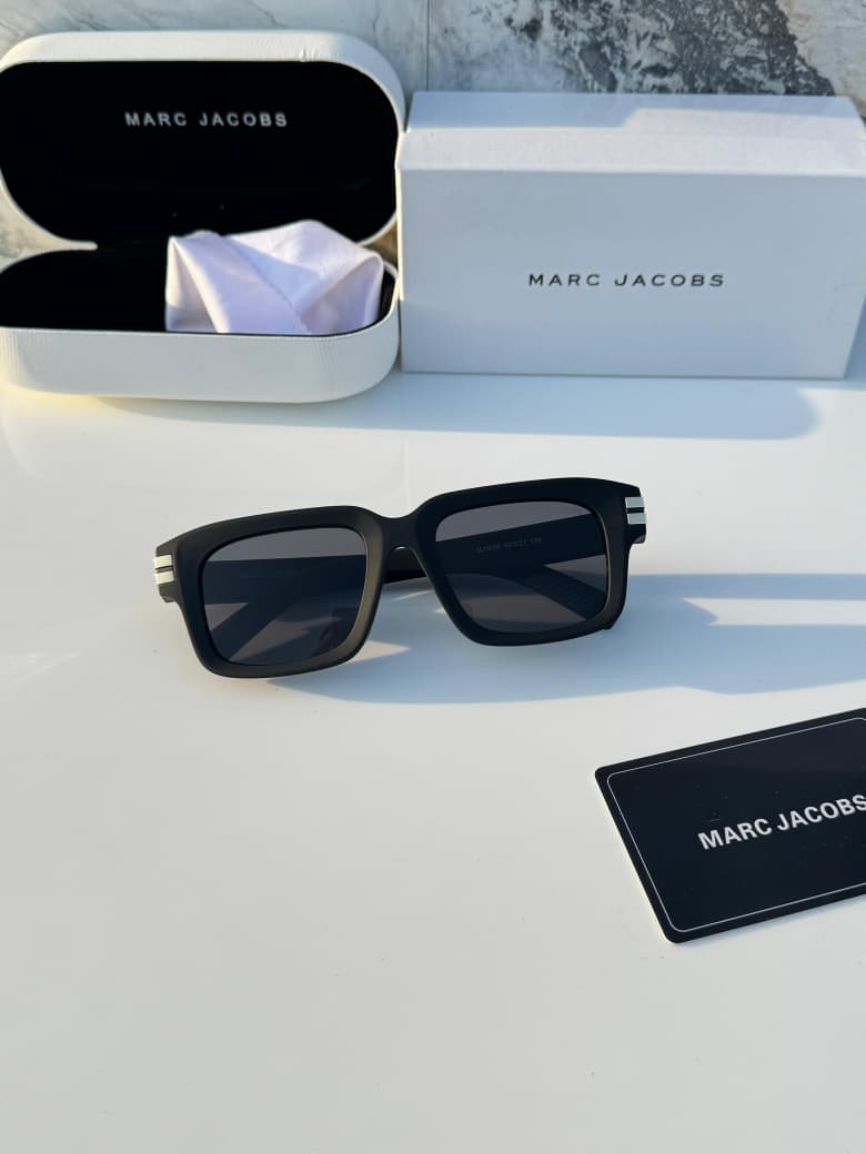 M_arc jac_obs 1020 matt black