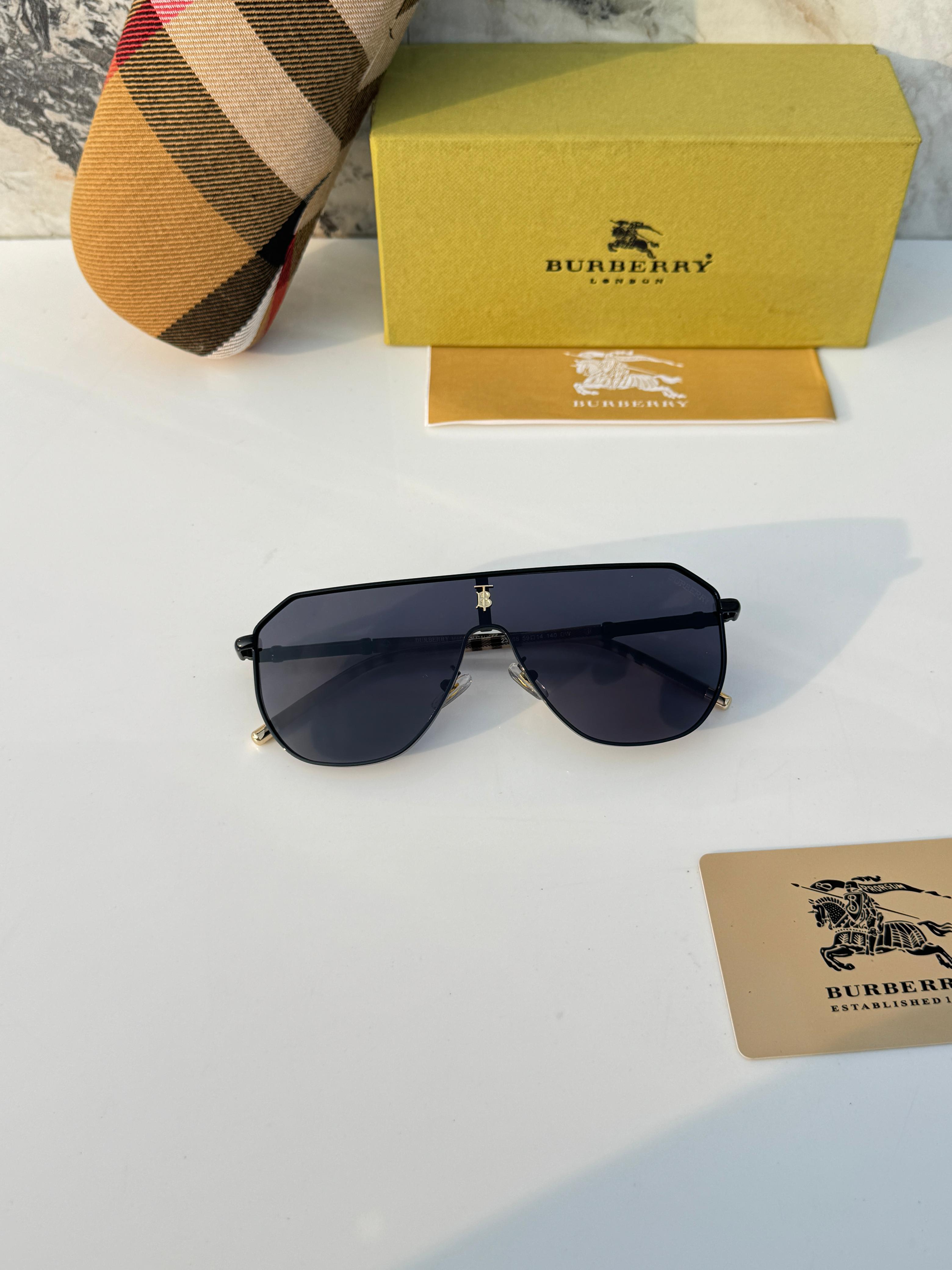 Bur_berry 23068 black