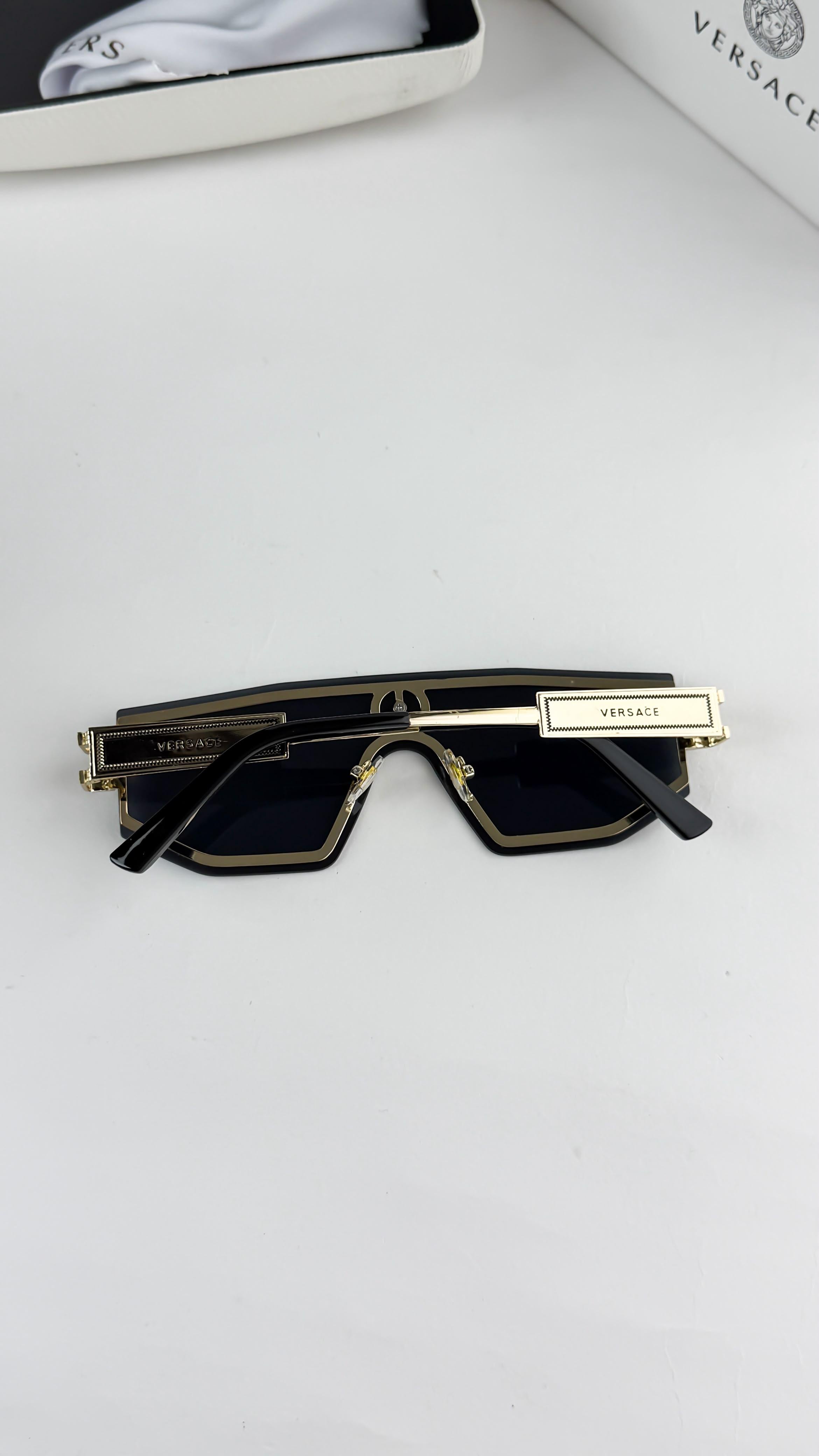 VER__SACE GOLD BLACK 9915 SUNGLASS