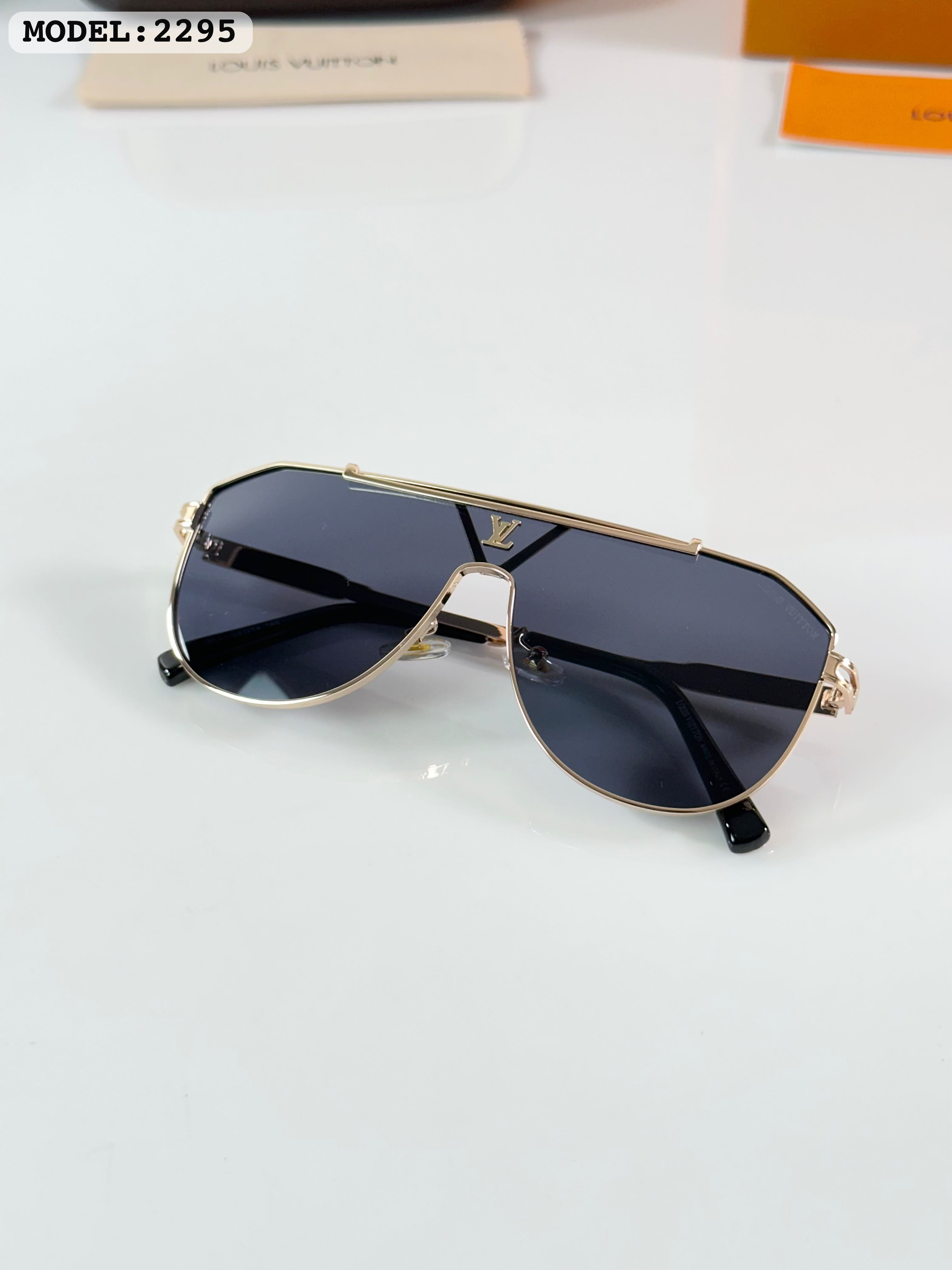 LOU 2295 SUNGLASS