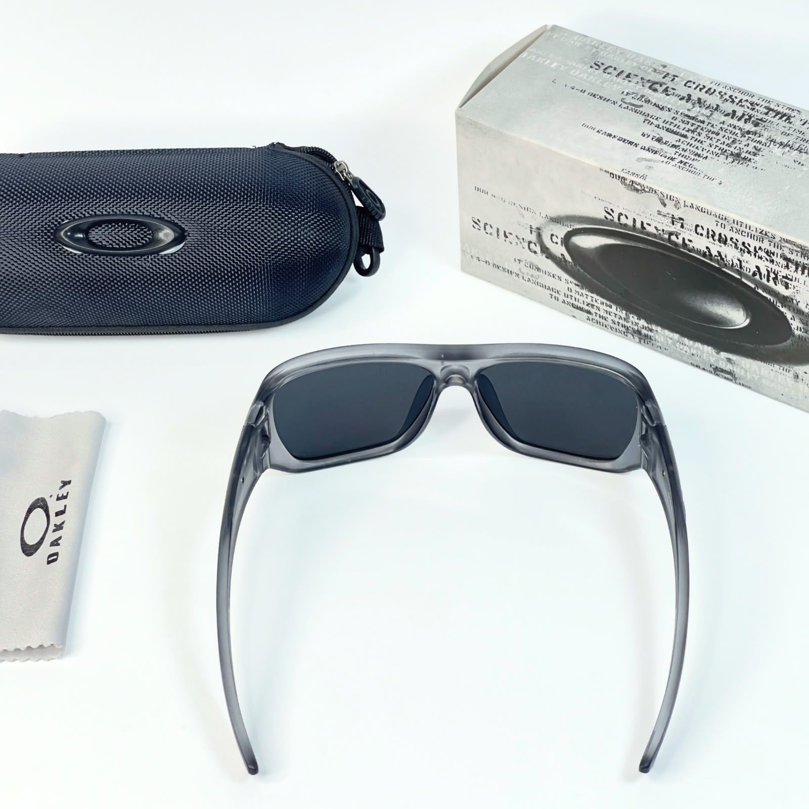 OAK  19644 SUNGLASS