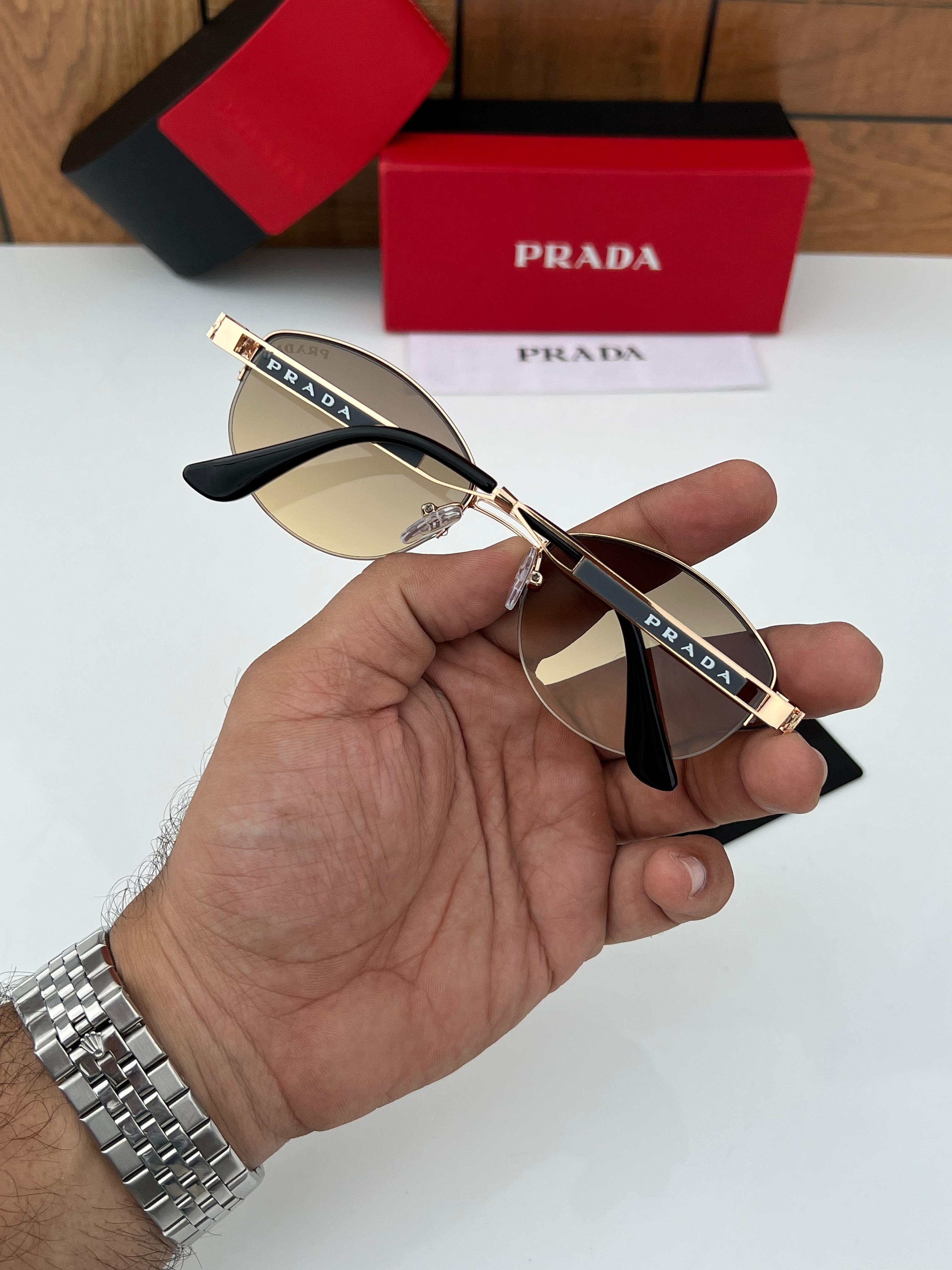 Mi 1423 gold brown