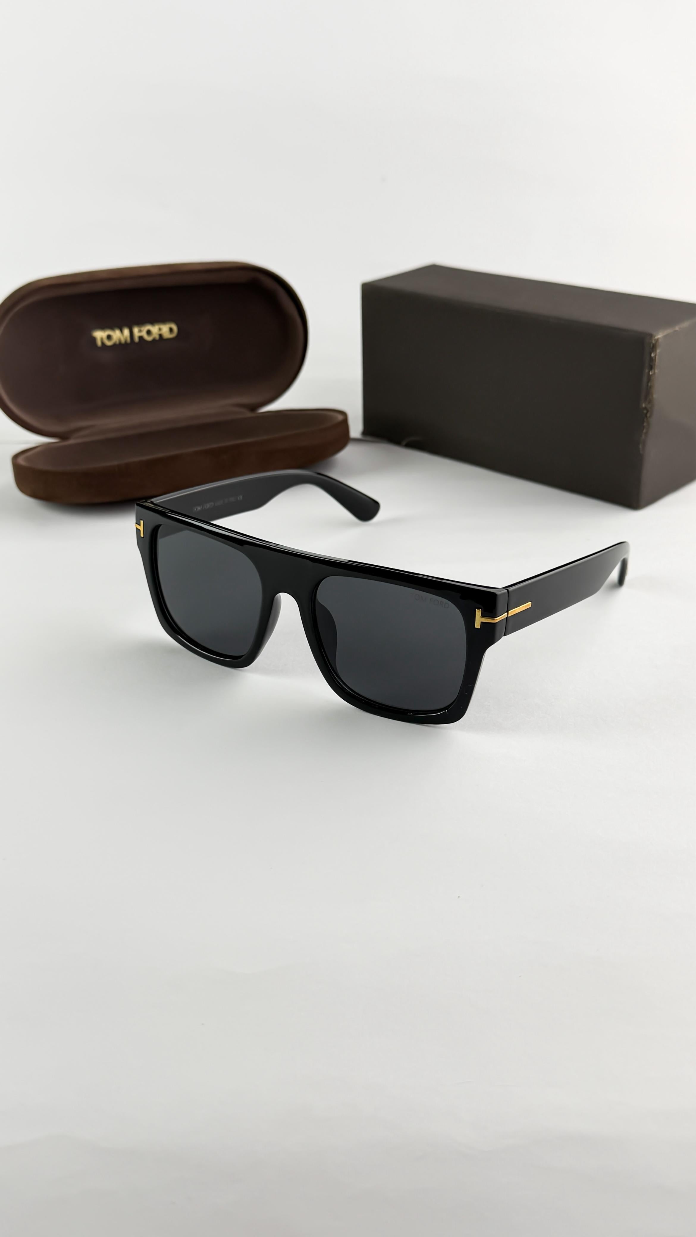 TOMF_ORD JET BLACK 1922